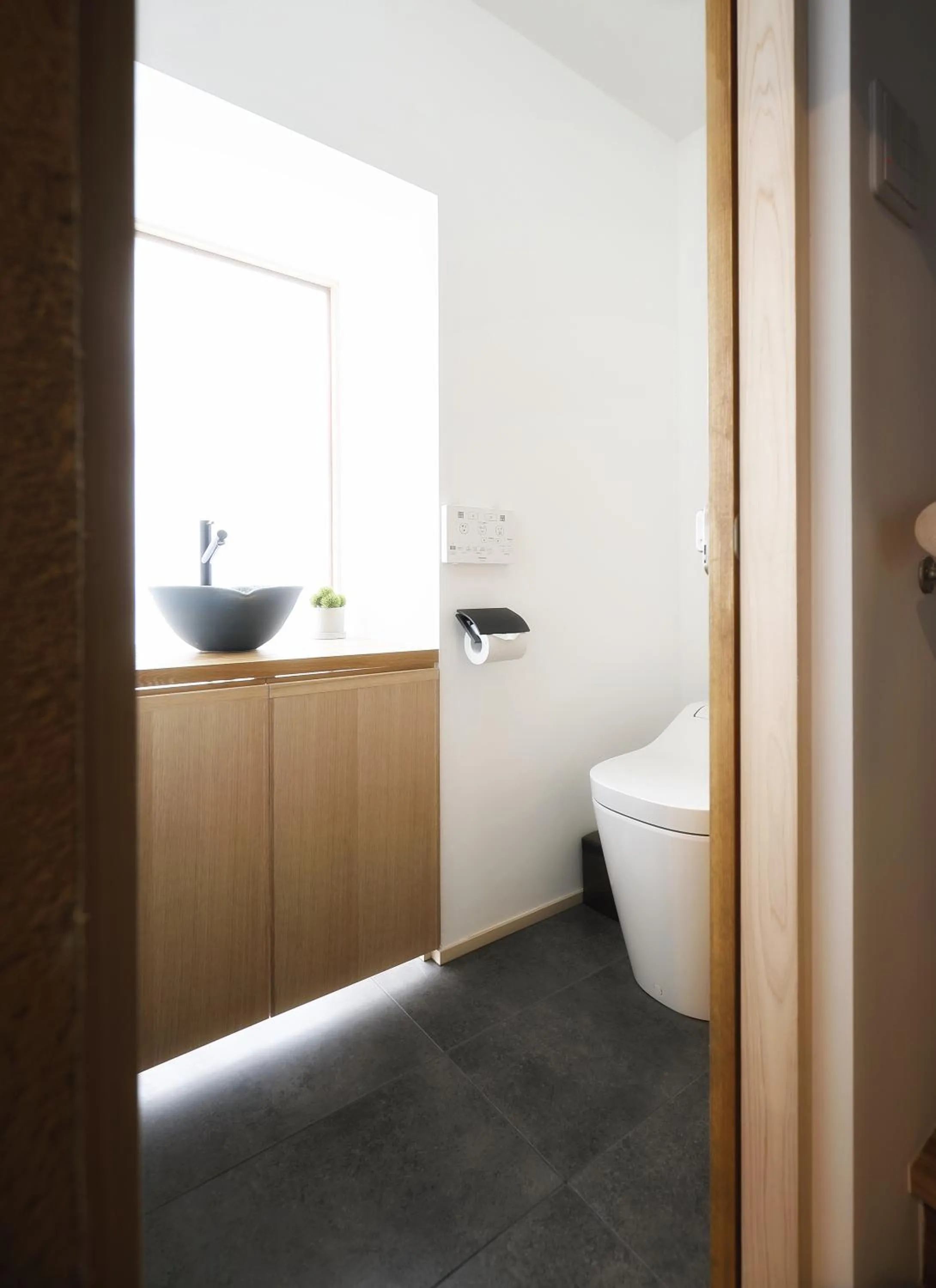 Toilet in No.10 Kyoto House