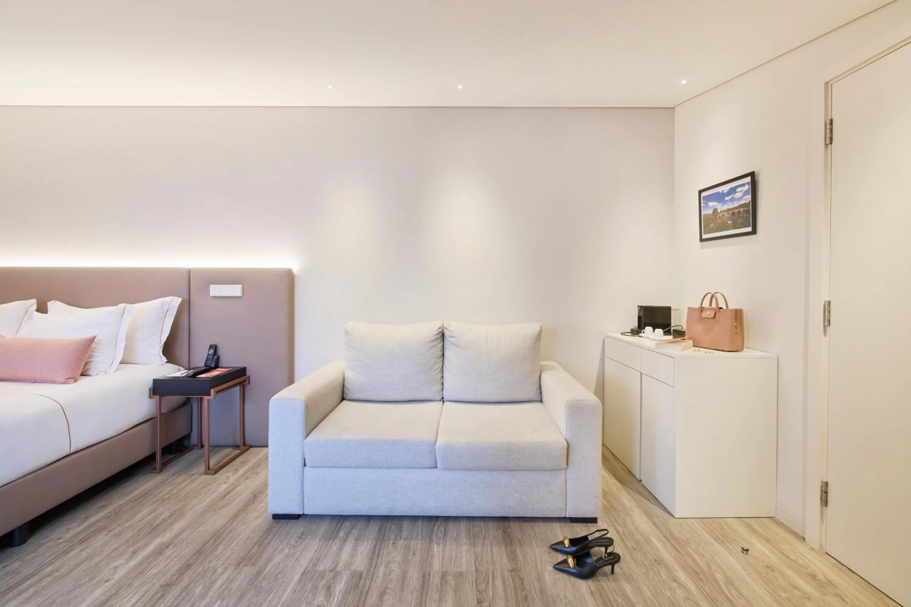 Bed in Hotel Moon & Sun Braga