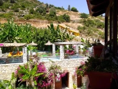 Area and facilities in Stone Village Hotel Apartments