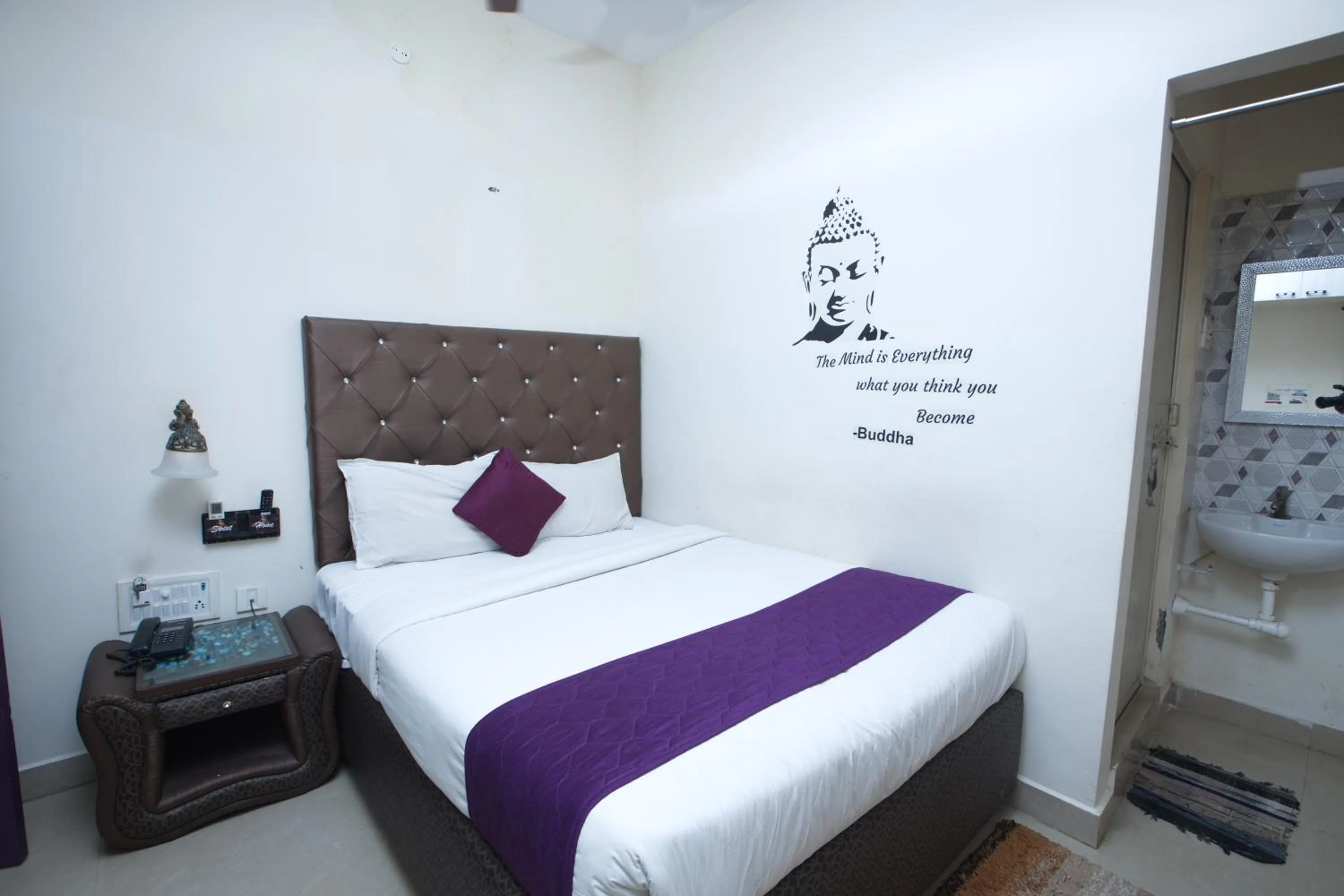 Bed in Zingle Stay Airport Hotel