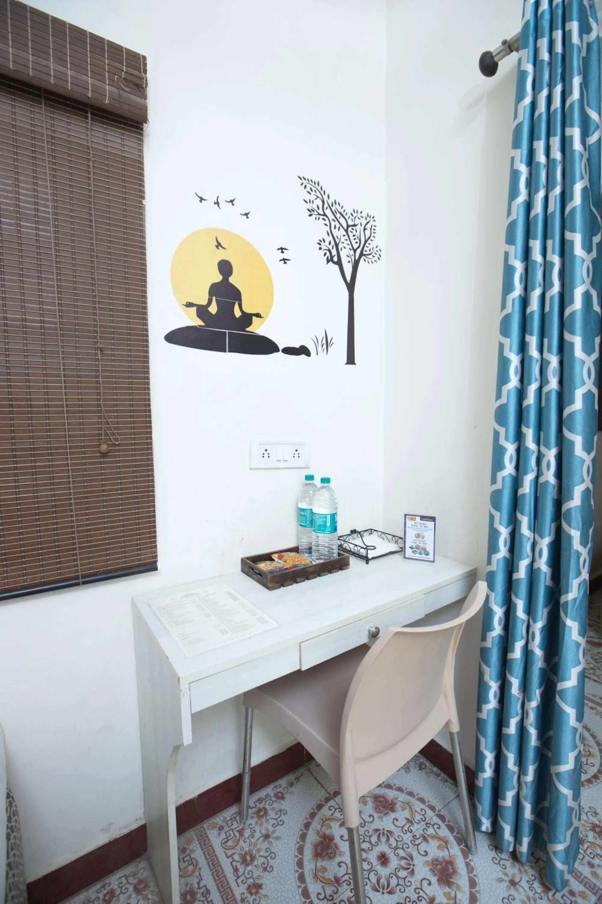 Bedroom in Zingle Stay Airport Hotel