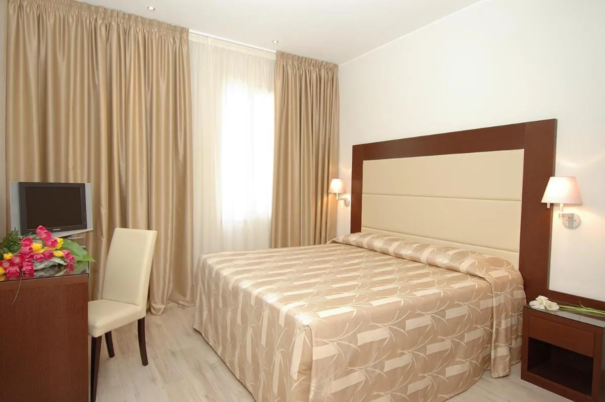 Bed in Hotel Lugano Torretta