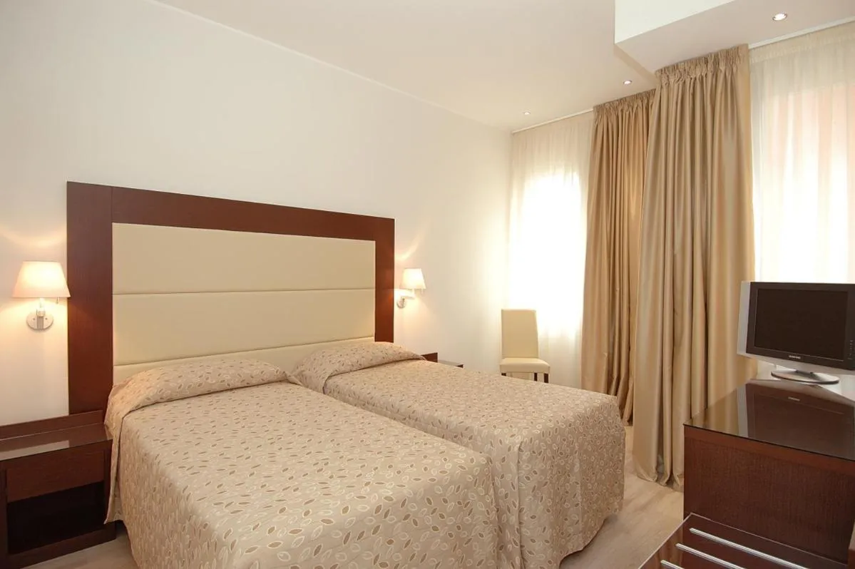 Bed in Hotel Lugano Torretta