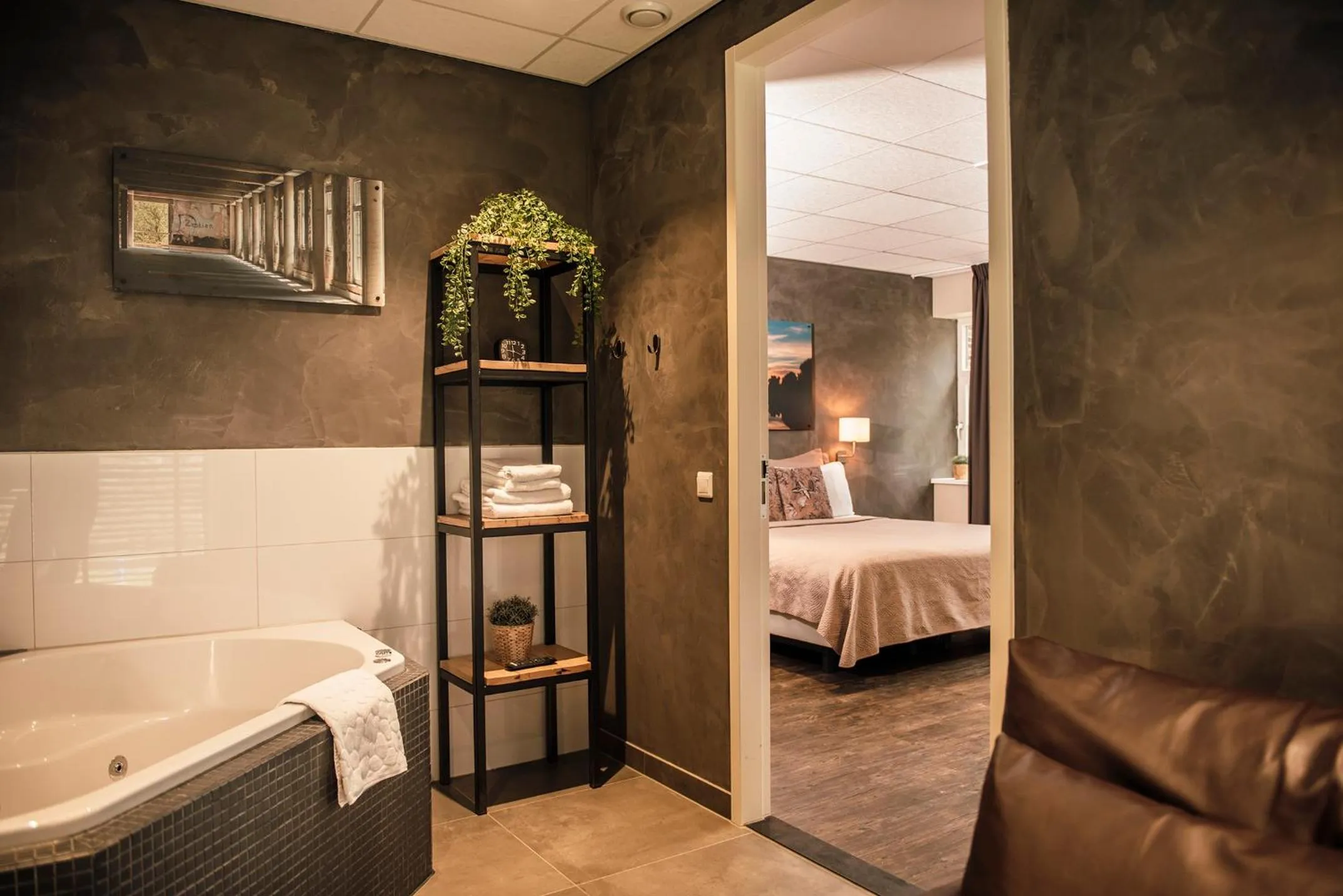 Bed in Hotel de Kastanjefabriek