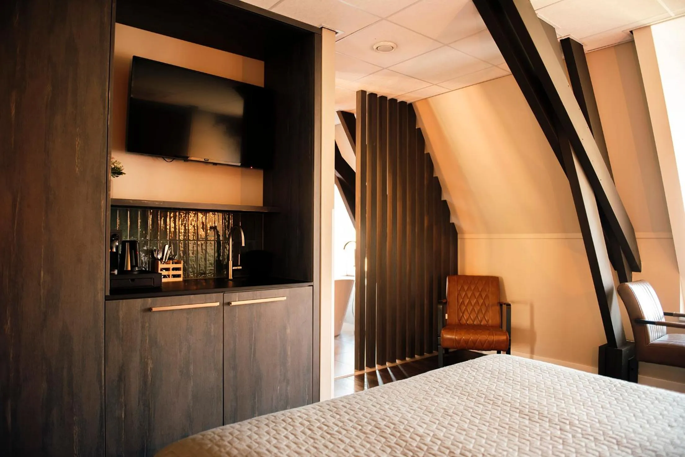 Bed in Hotel de Kastanjefabriek