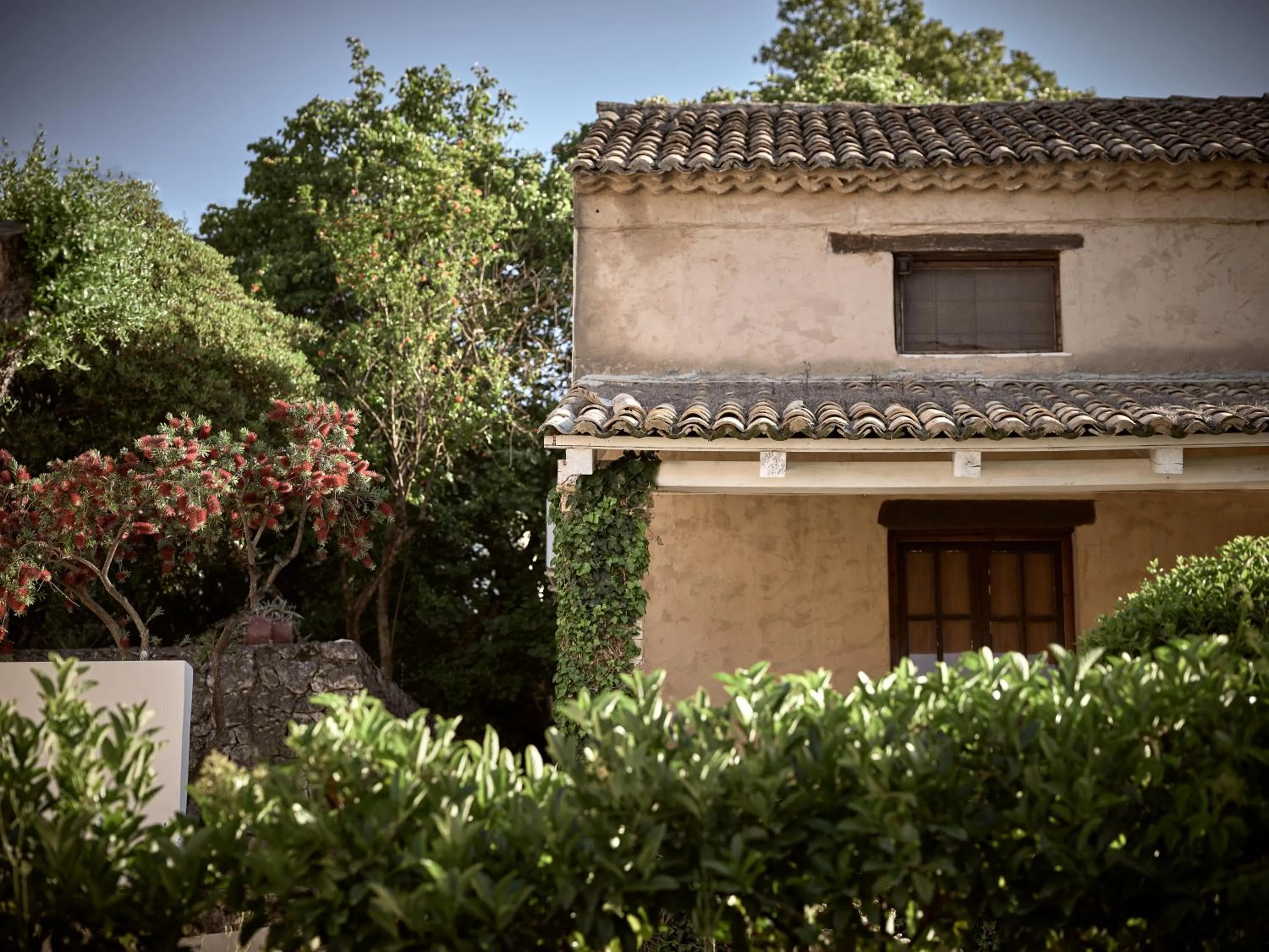 Property building in Razis Apartments