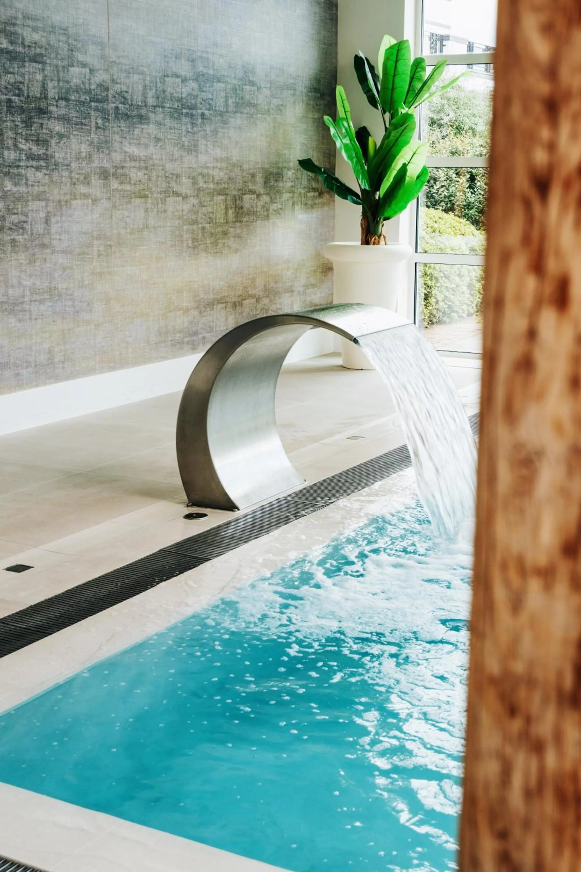 Swimming pool in Van der Valk Hotel Apeldoorn