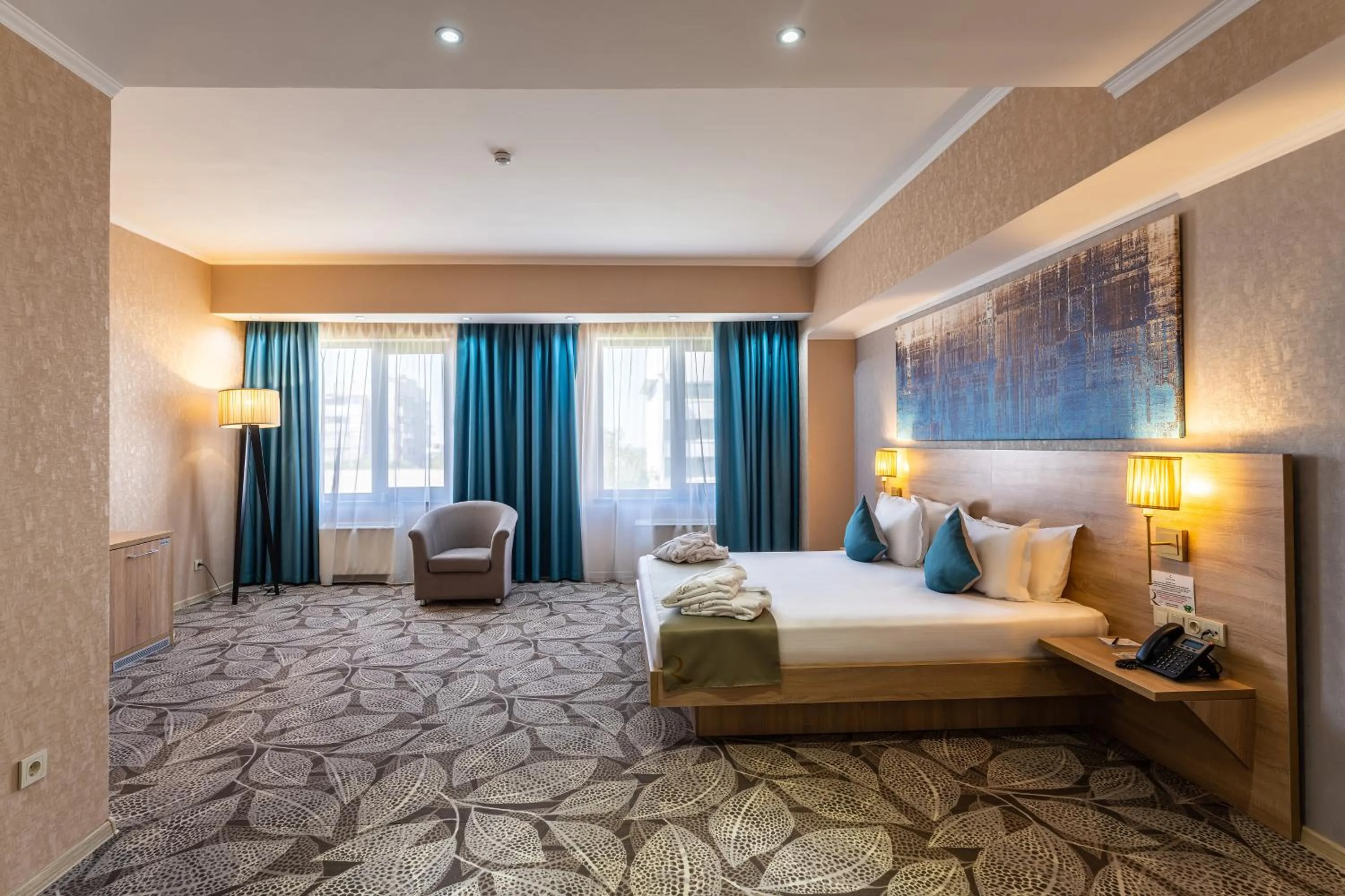 Photo of the whole room, Bed in Renion Park Hotel