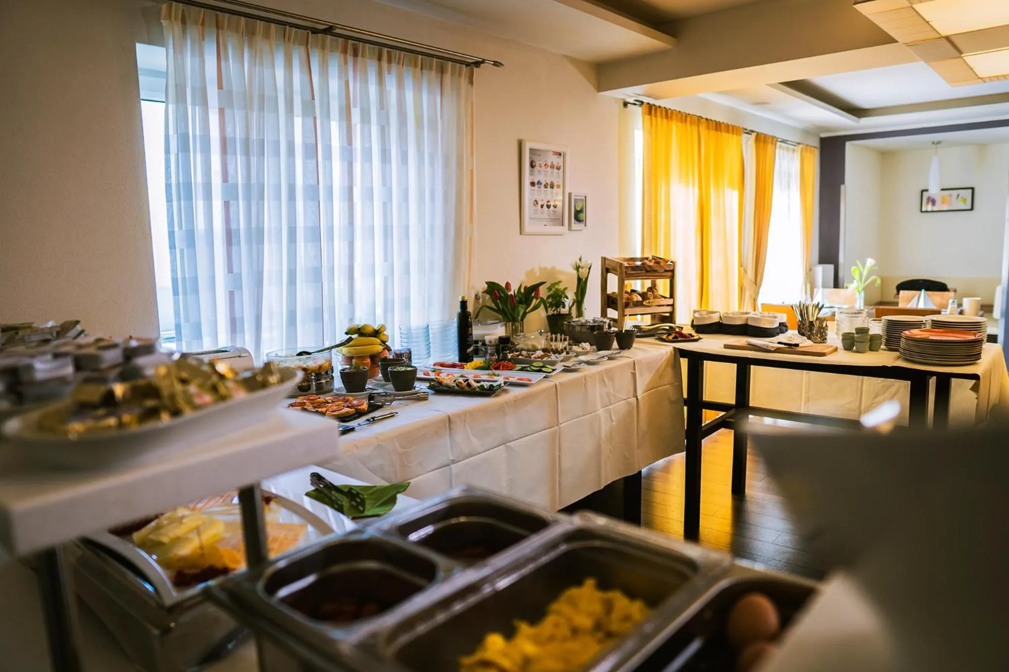 Buffet breakfast in Hotel Flair