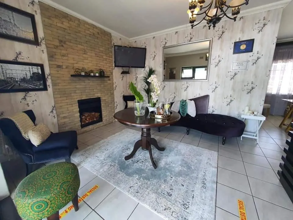 Lobby or reception in Ledumo Guest lodge