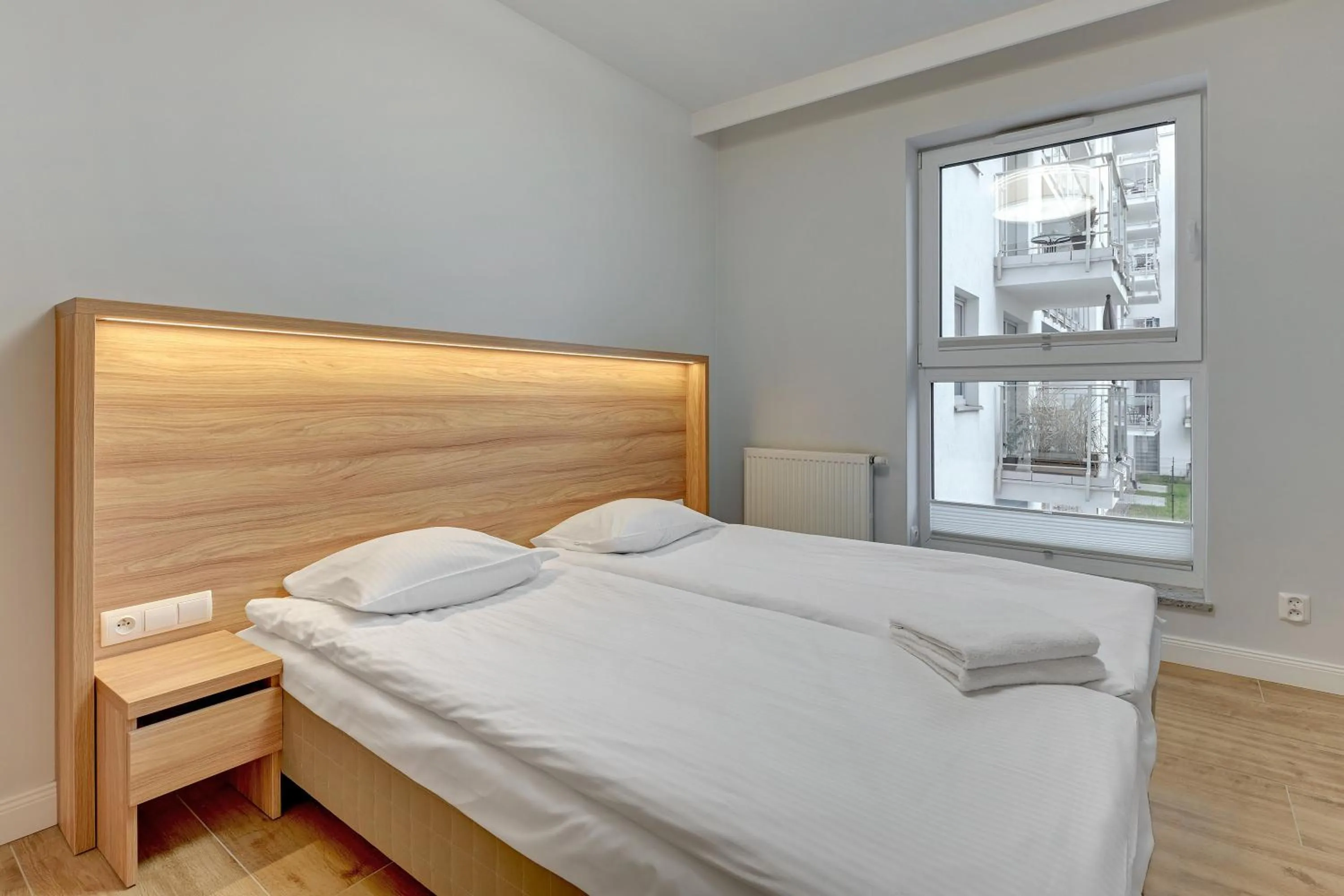 Bed in Angielska Grobla Apartinfo Apartments