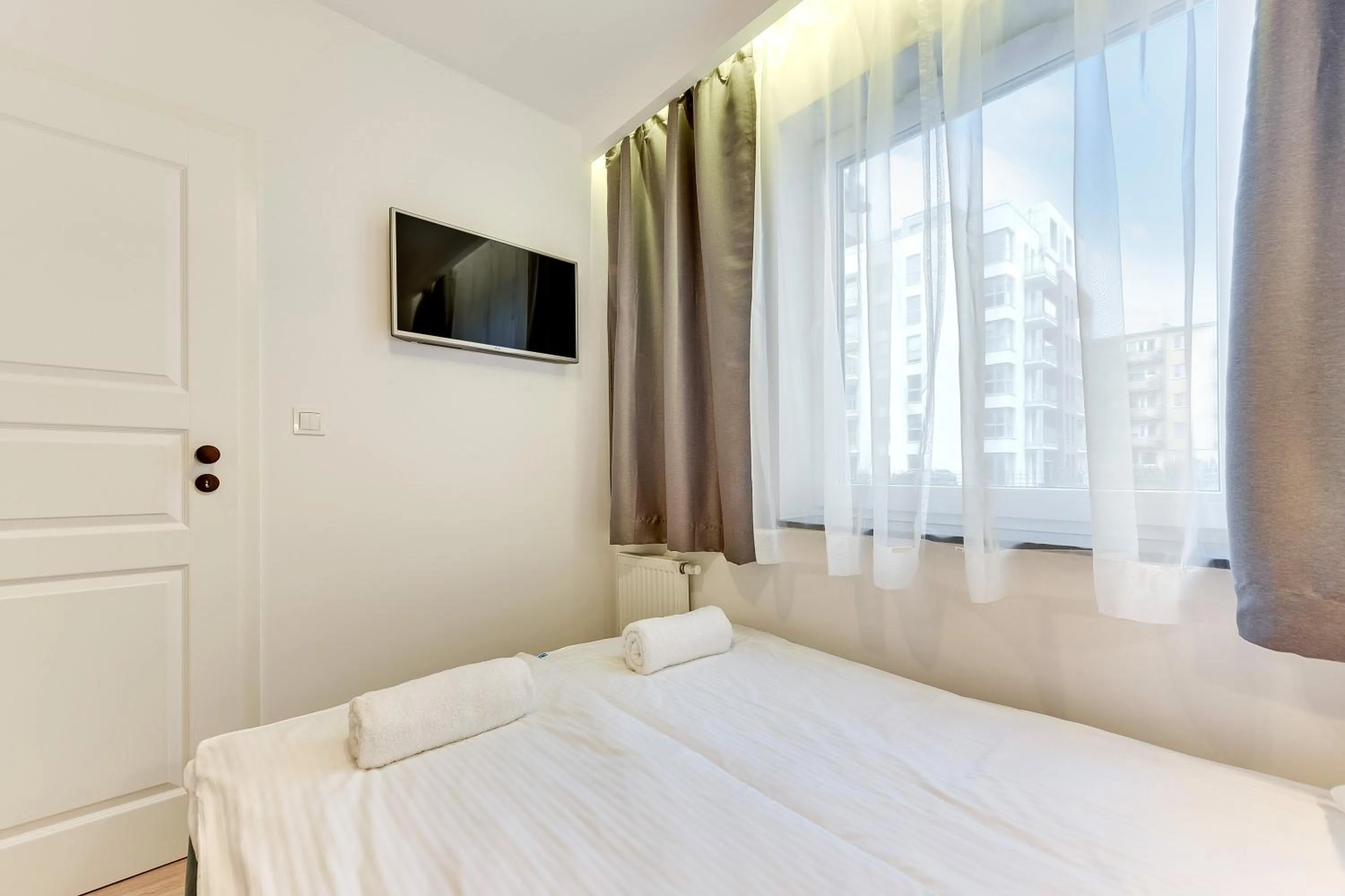 Bed in Angielska Grobla Apartinfo Apartments