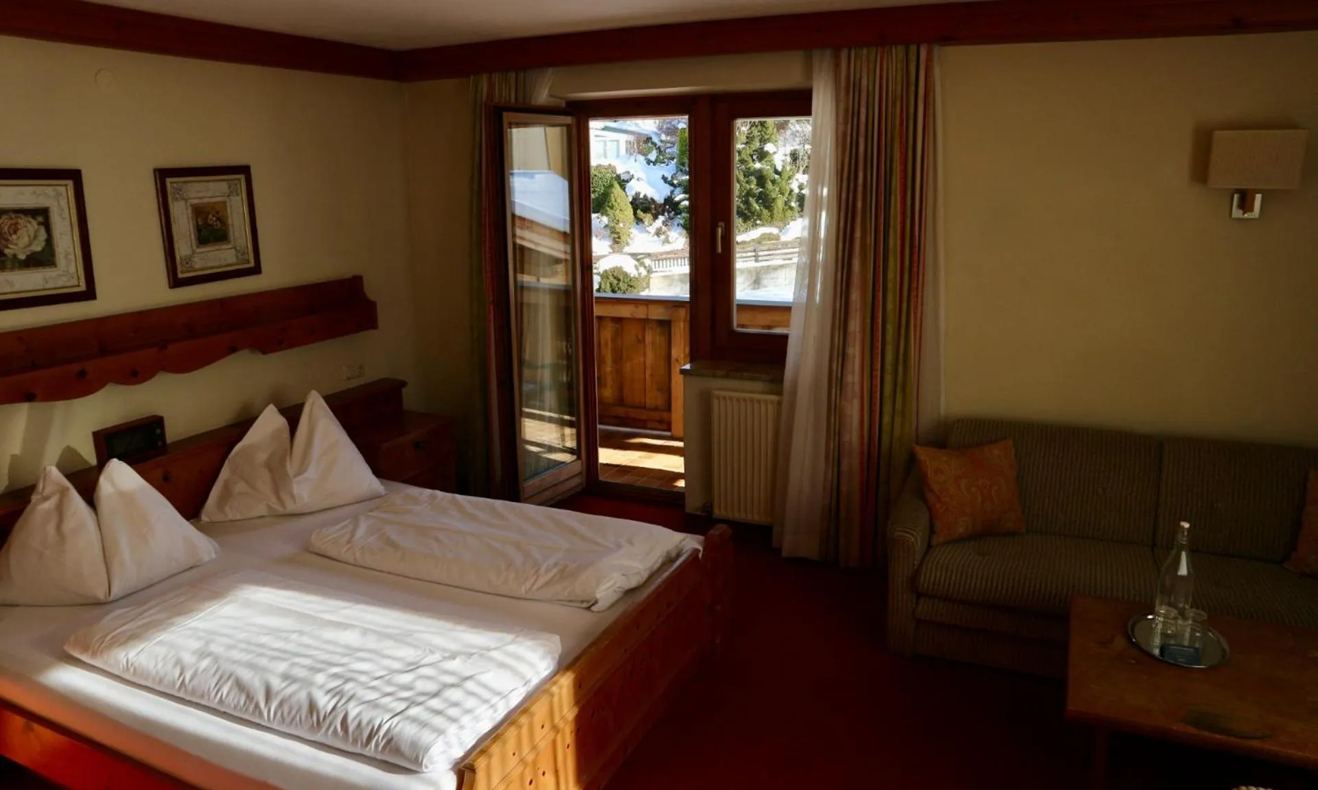 Bed in Hotel Wechselberger by Alpeffect Hotels