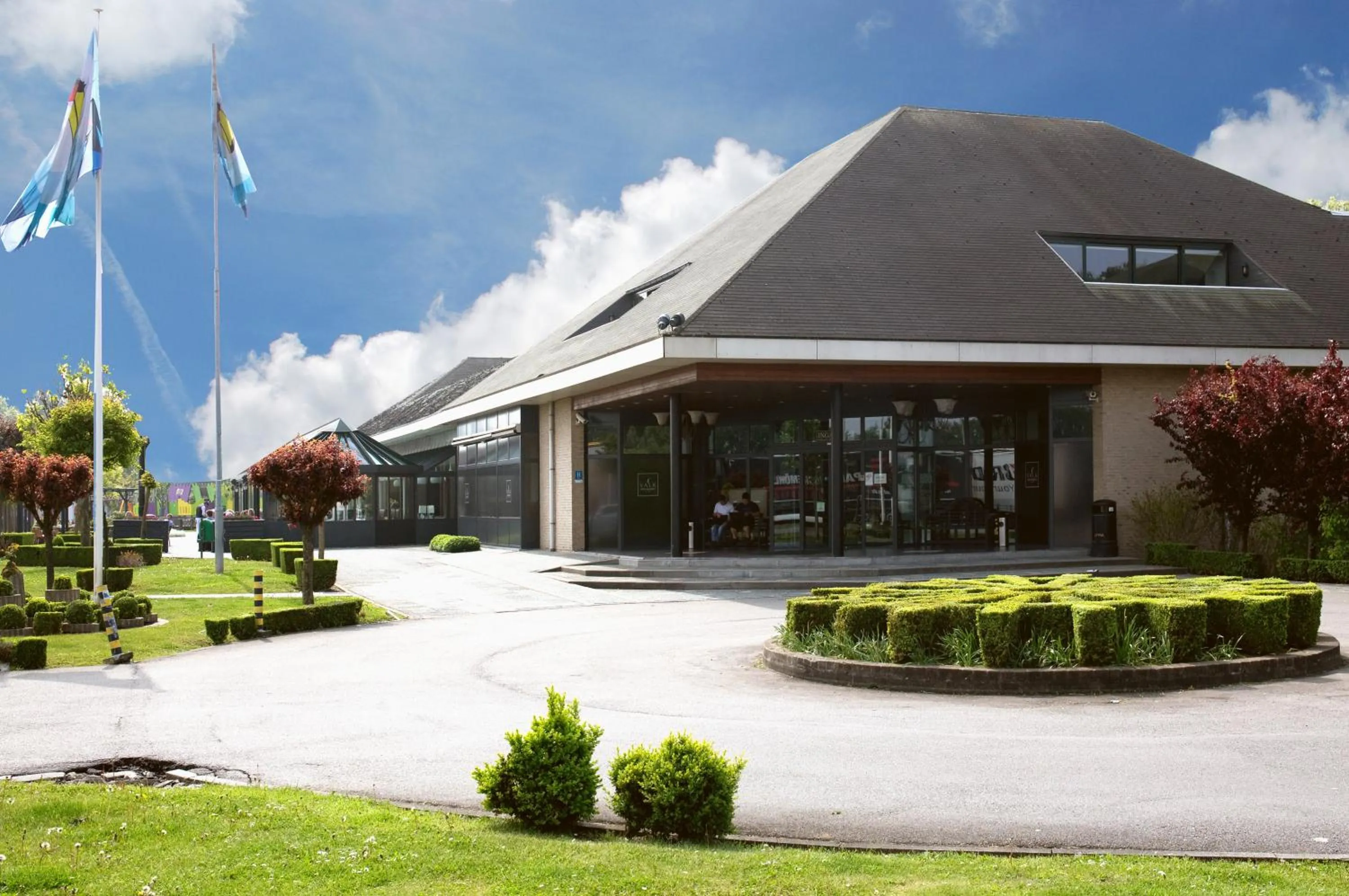 Property building in Van der Valk Hotel Nazareth-Gent