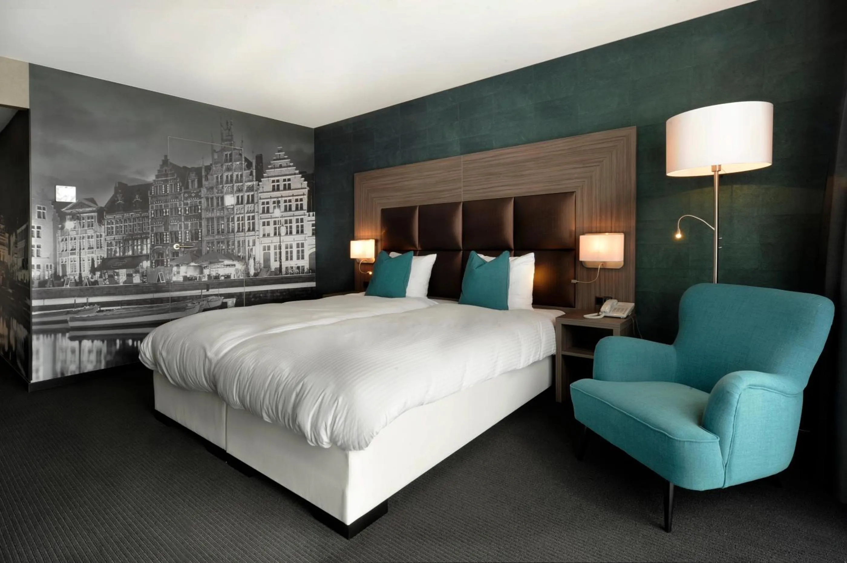 Bedroom, Bed in Van der Valk Hotel Nazareth-Gent