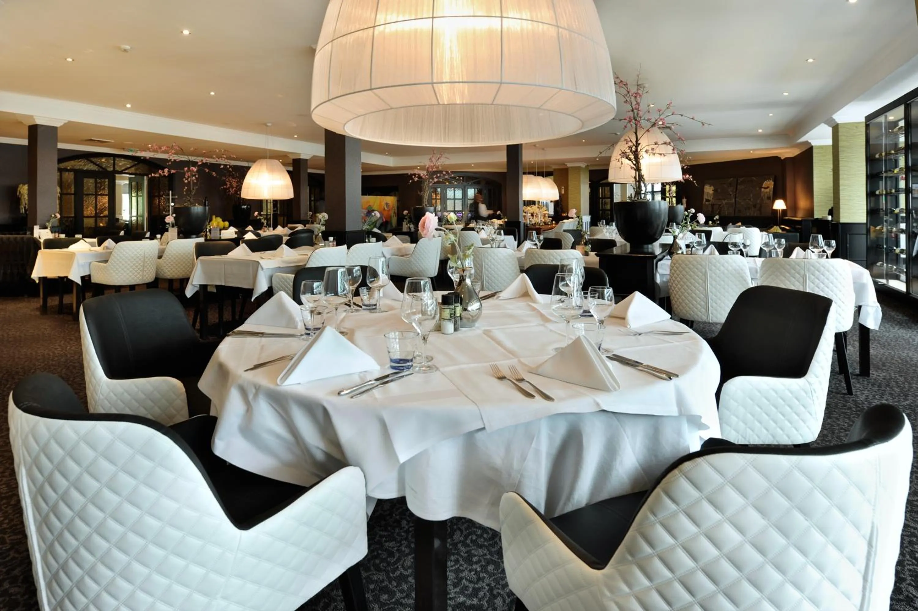 Restaurant/places to eat in Van der Valk Hotel Nazareth-Gent