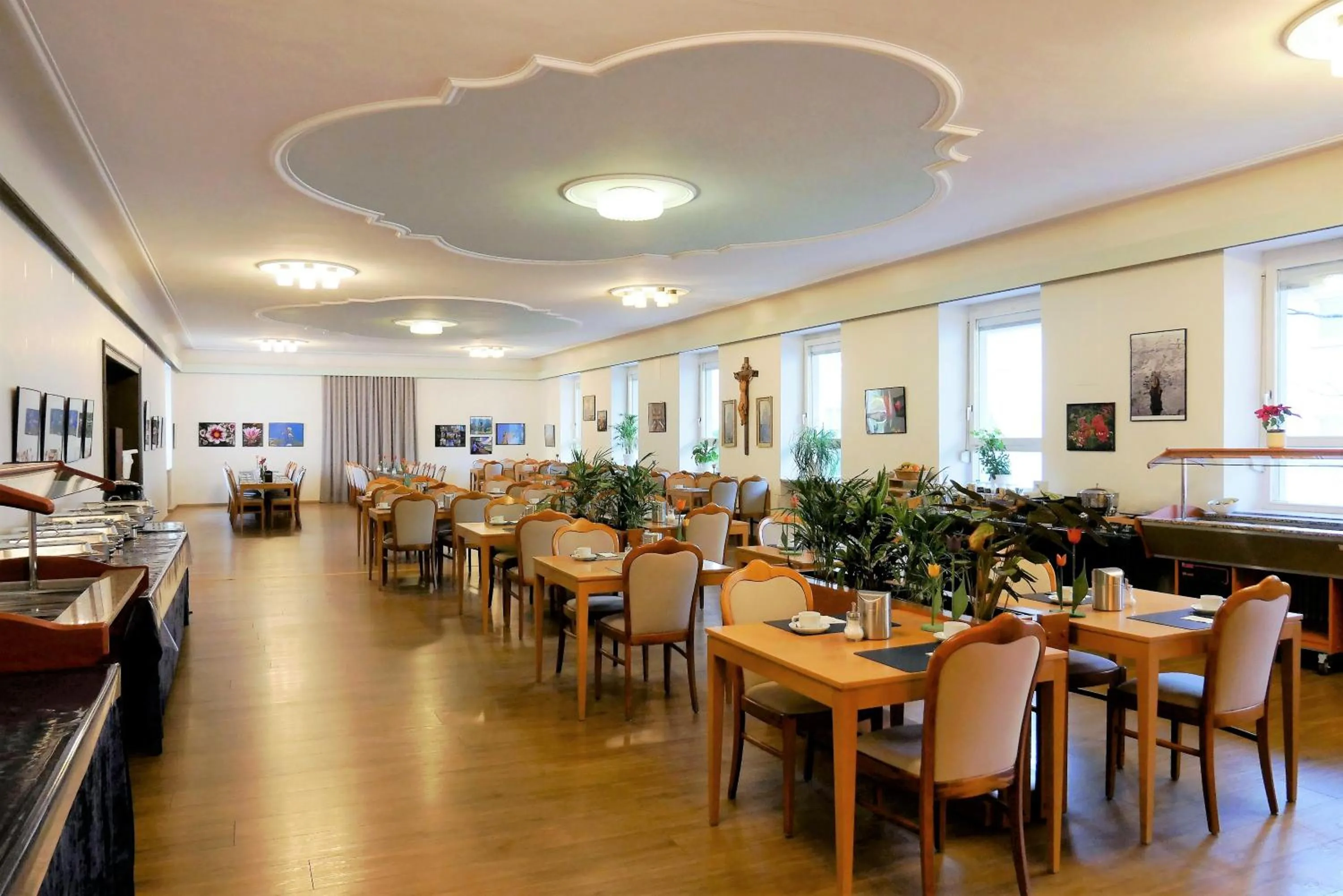 Restaurant/places to eat in Kloster Maria Hilf