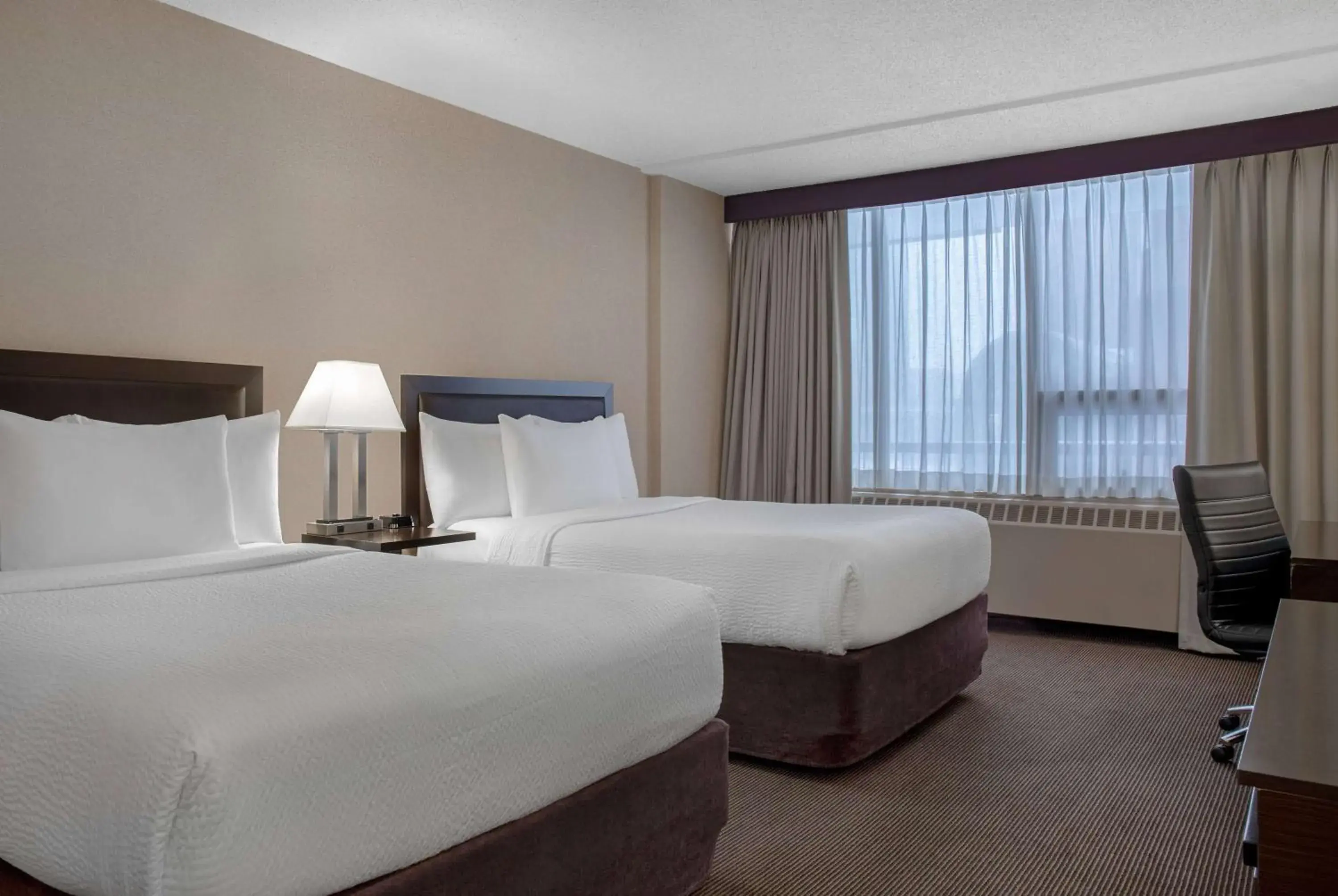 Double Room with Two Double Beds and Pool Access - Non-Smoking in Ramada Plaza by Wyndham Calgary Downtown Double Room with Two Double Beds and Pool Access - Non-Smoking in Ramada Plaza by Wyndham Calgary Downtown