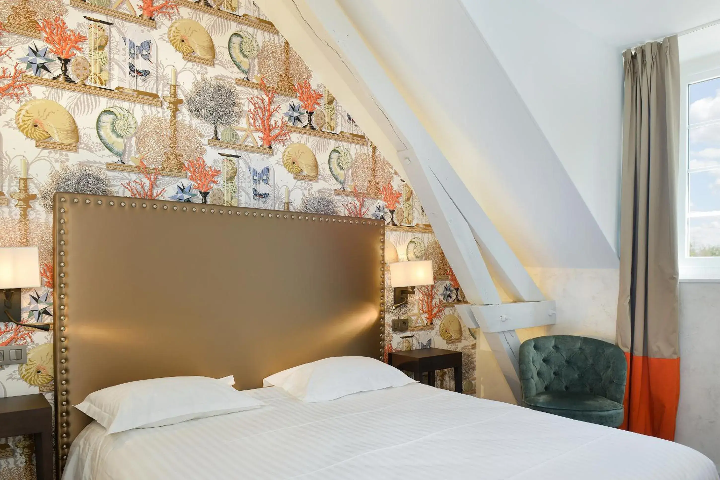 Superior Double Room in Logis Domaine De Valaudran Superior Double Room in Logis Domaine De Valaudran