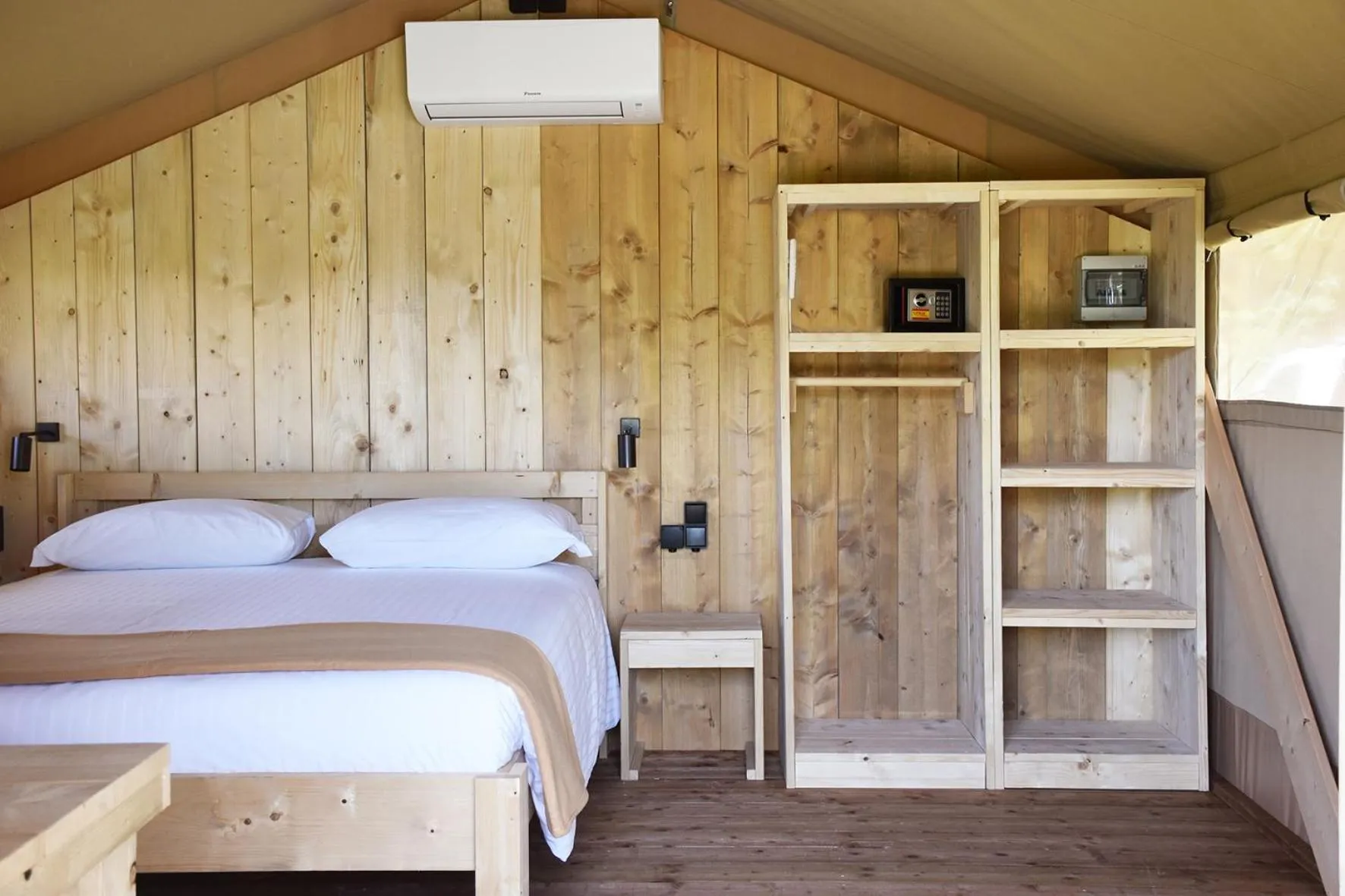 Photo of the whole room, Bed in Venicegreen Agriresort