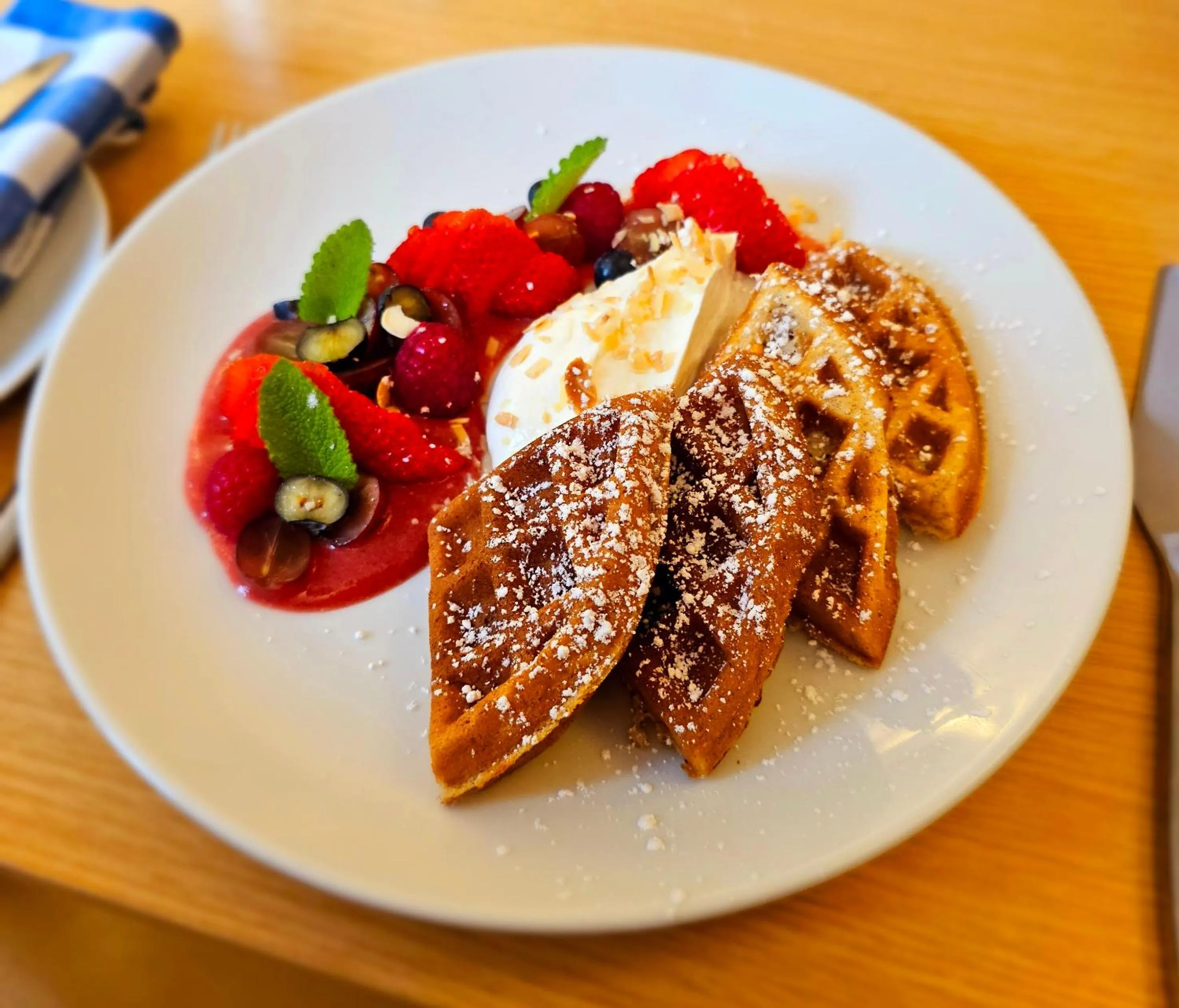 Breakfast in Eagle View Guest House