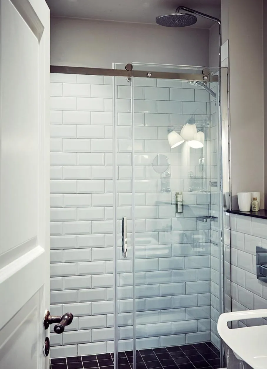 Shower in Landhaus Flottbek Boutique Hotel