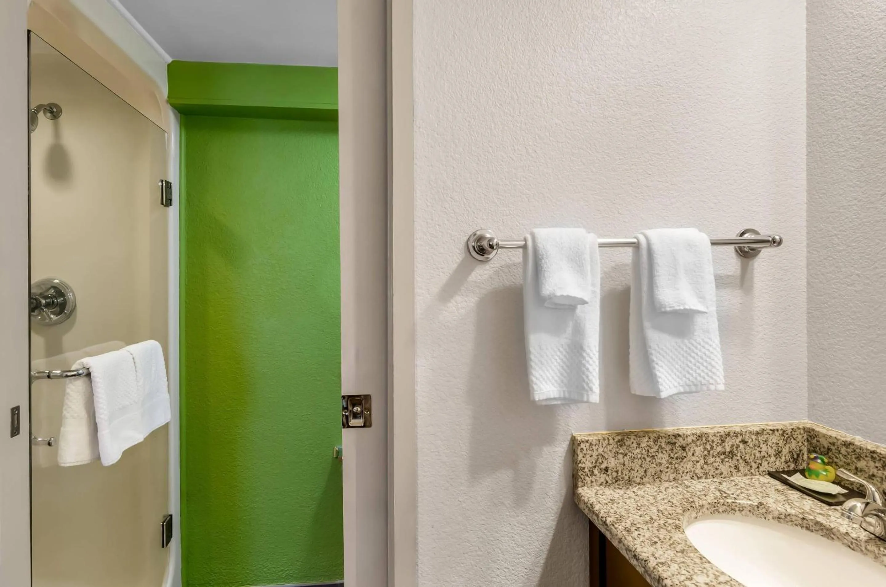 Bedroom in Sleep Inn Beaver- Beckley