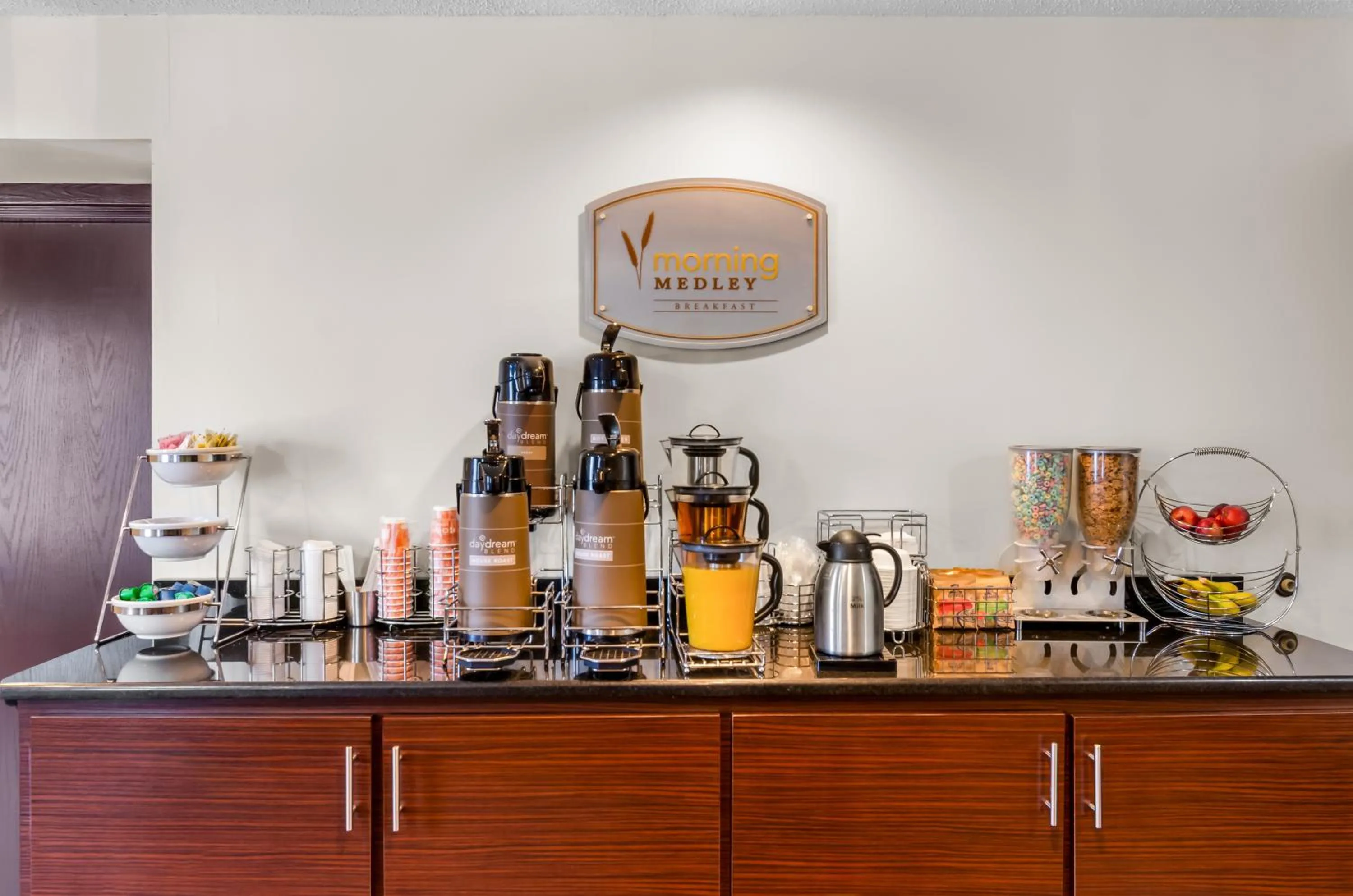 Breakfast in Sleep Inn Beaver- Beckley