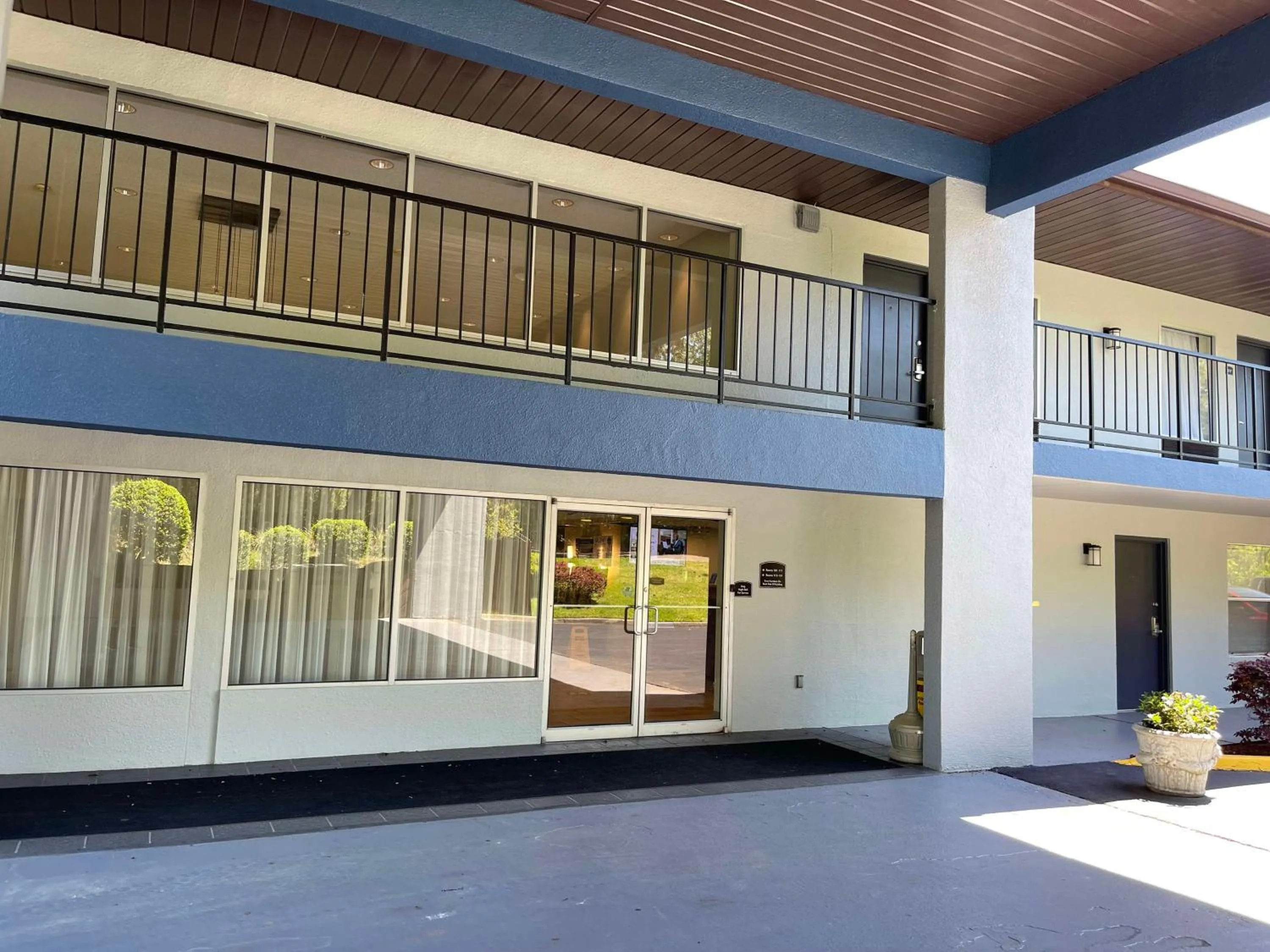 Property building in Best Western Tallahassee Downtown Inn and Suites