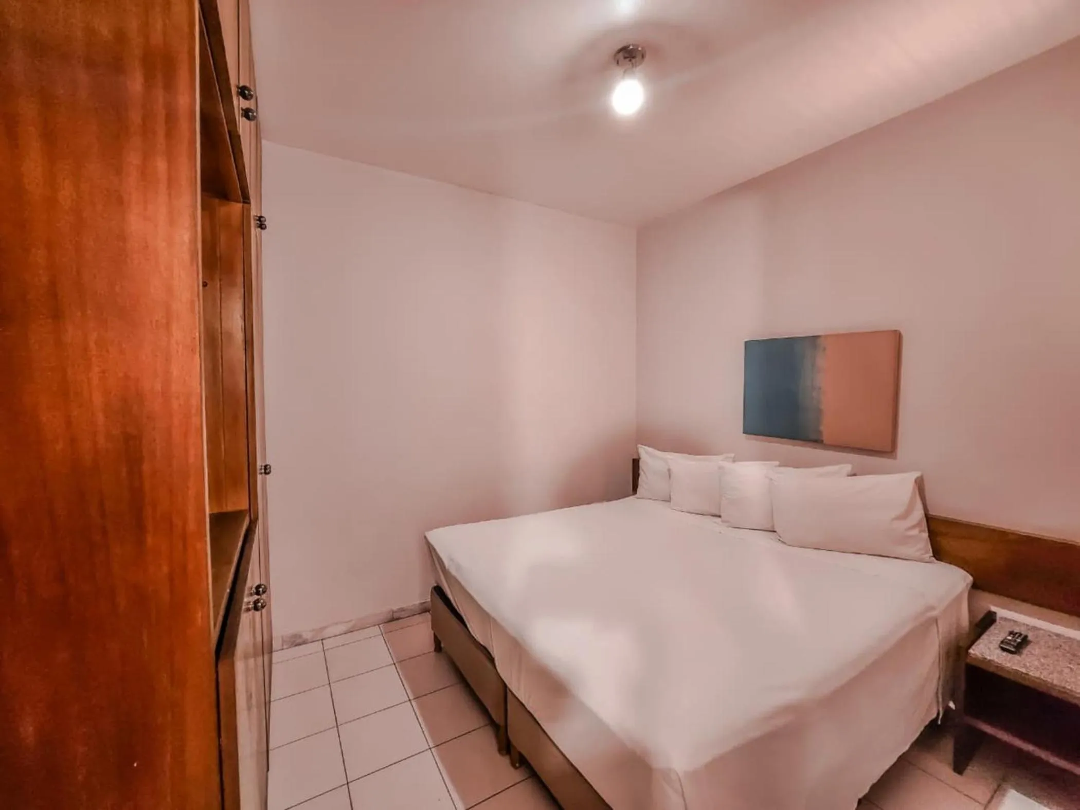 King Room - single occupancy in Pampulha Flat