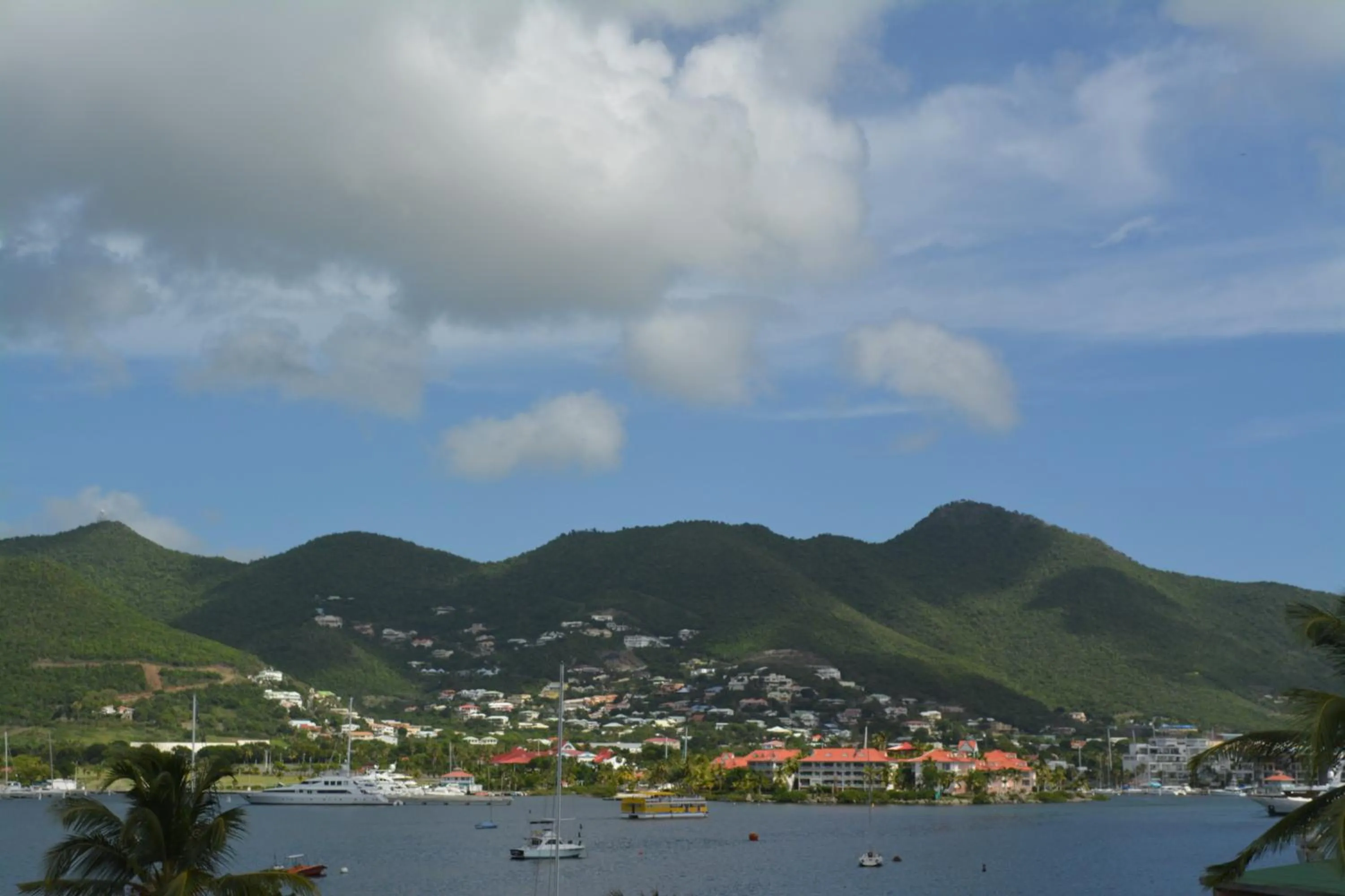 Lake view in Travel Inn Hotel Simpson Bay