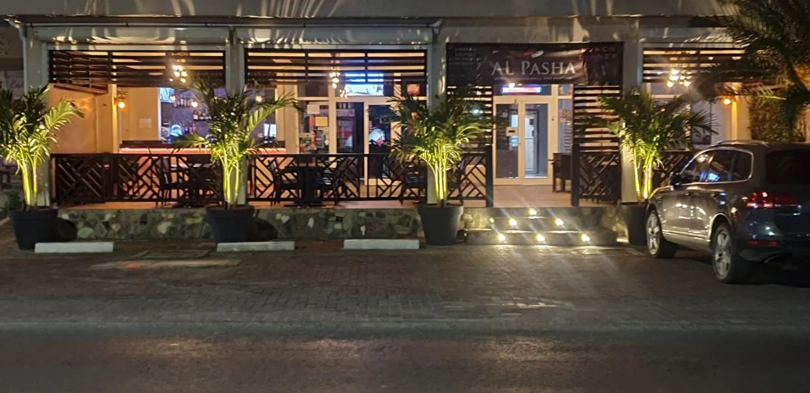 Restaurant/places to eat in Travel Inn Hotel Simpson Bay