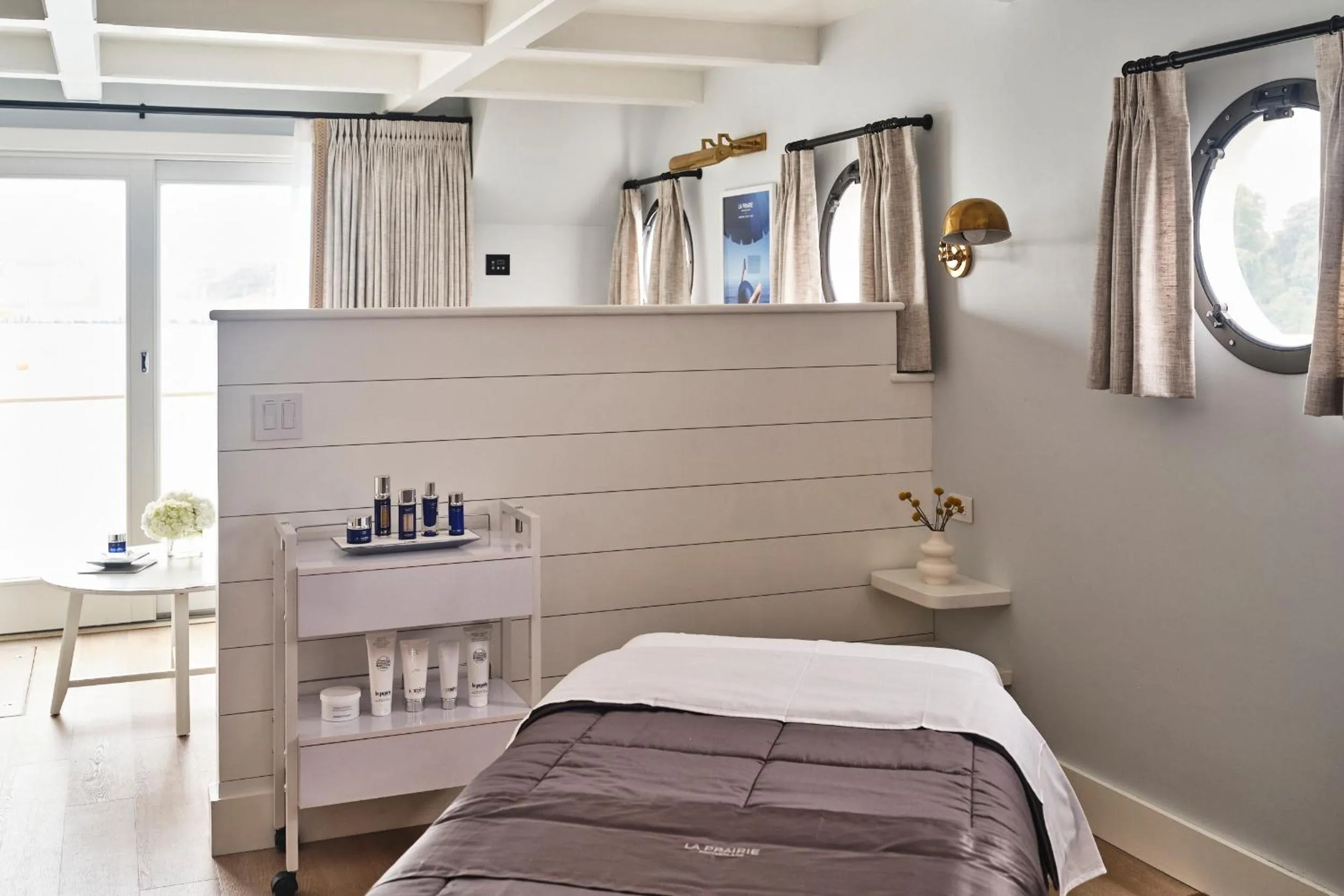 Bed in Montauk Yacht Club