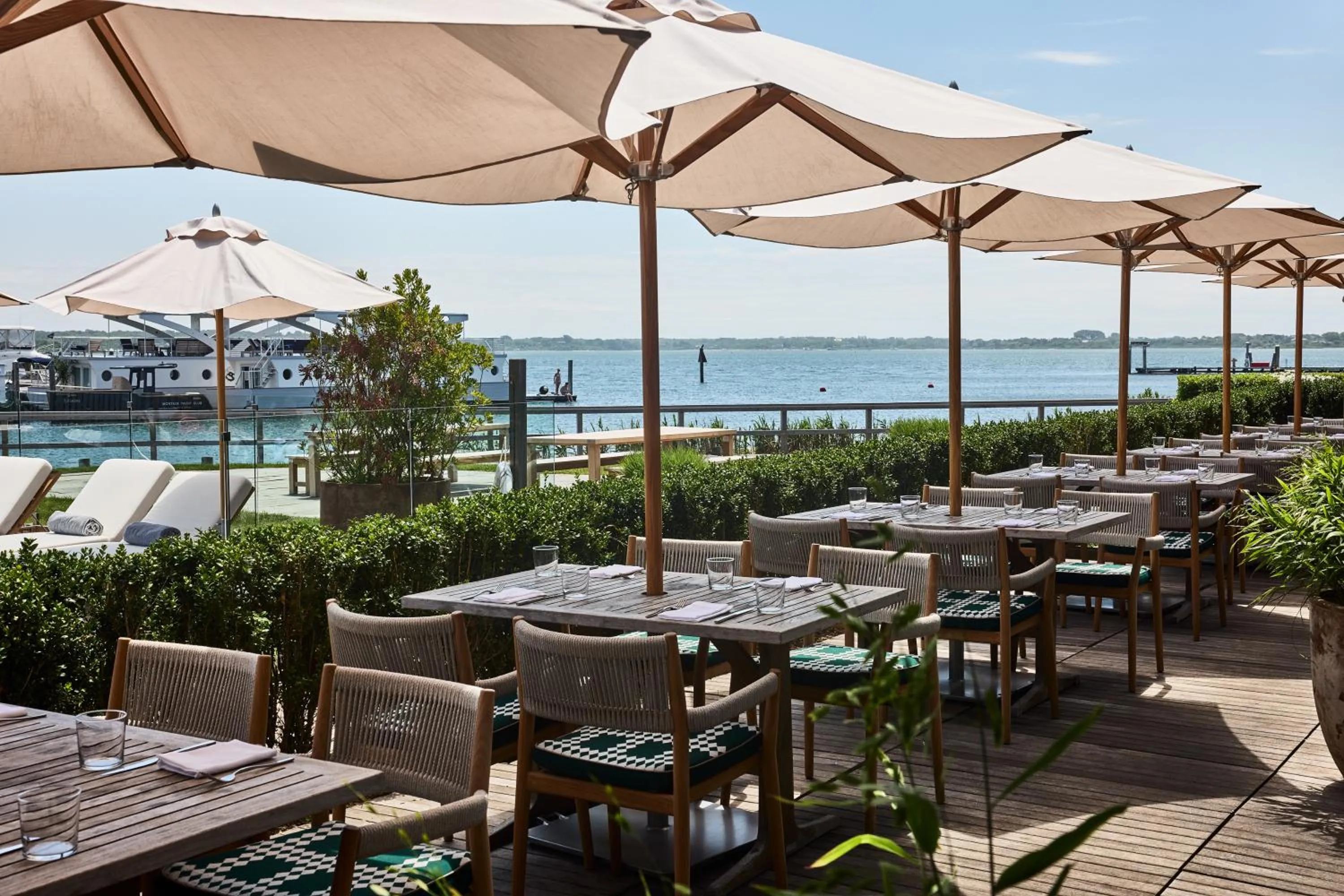 Restaurant/places to eat in Montauk Yacht Club