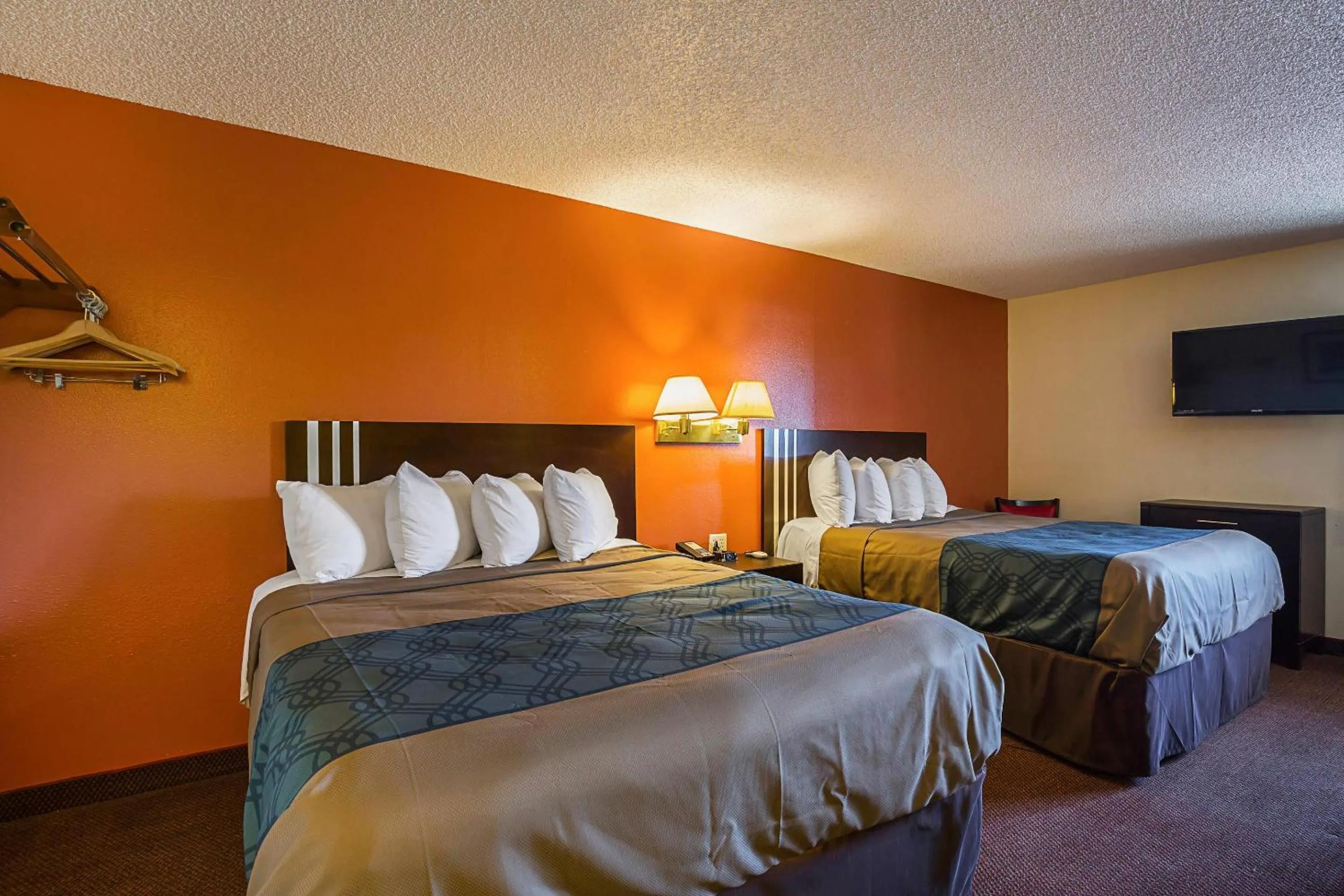 Bedroom in Econo Lodge Hurricane Zion Park Area