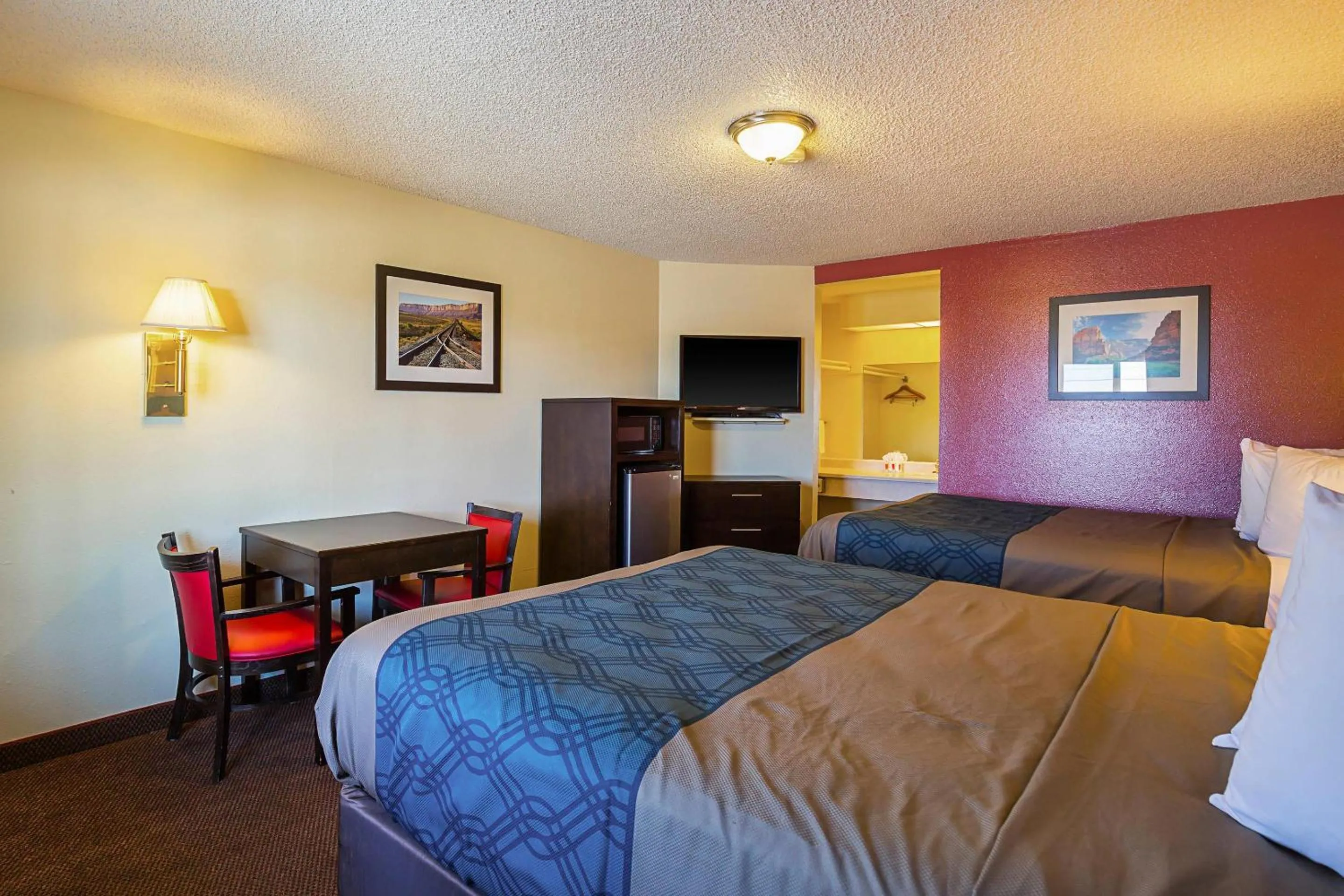 Bedroom in Econo Lodge Hurricane Zion Park Area