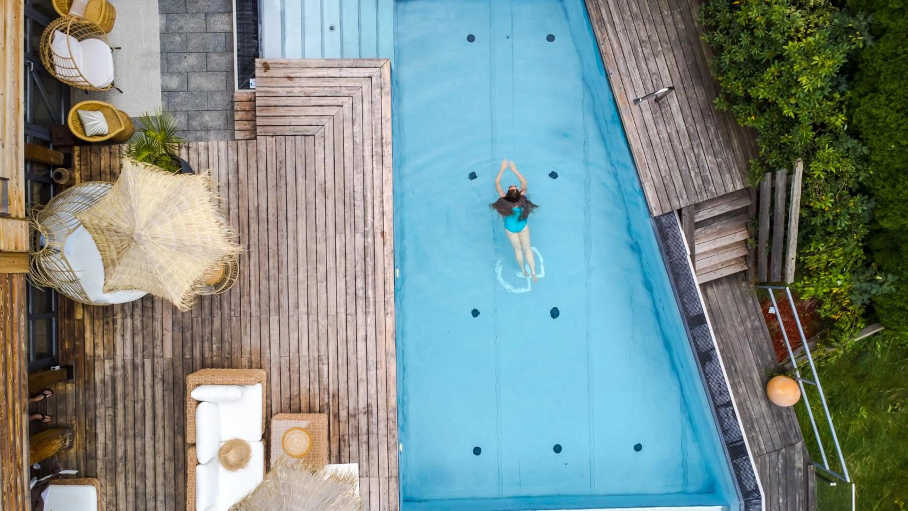 Swimming pool in Alpin Juwel - Bio und Lifestylehotel