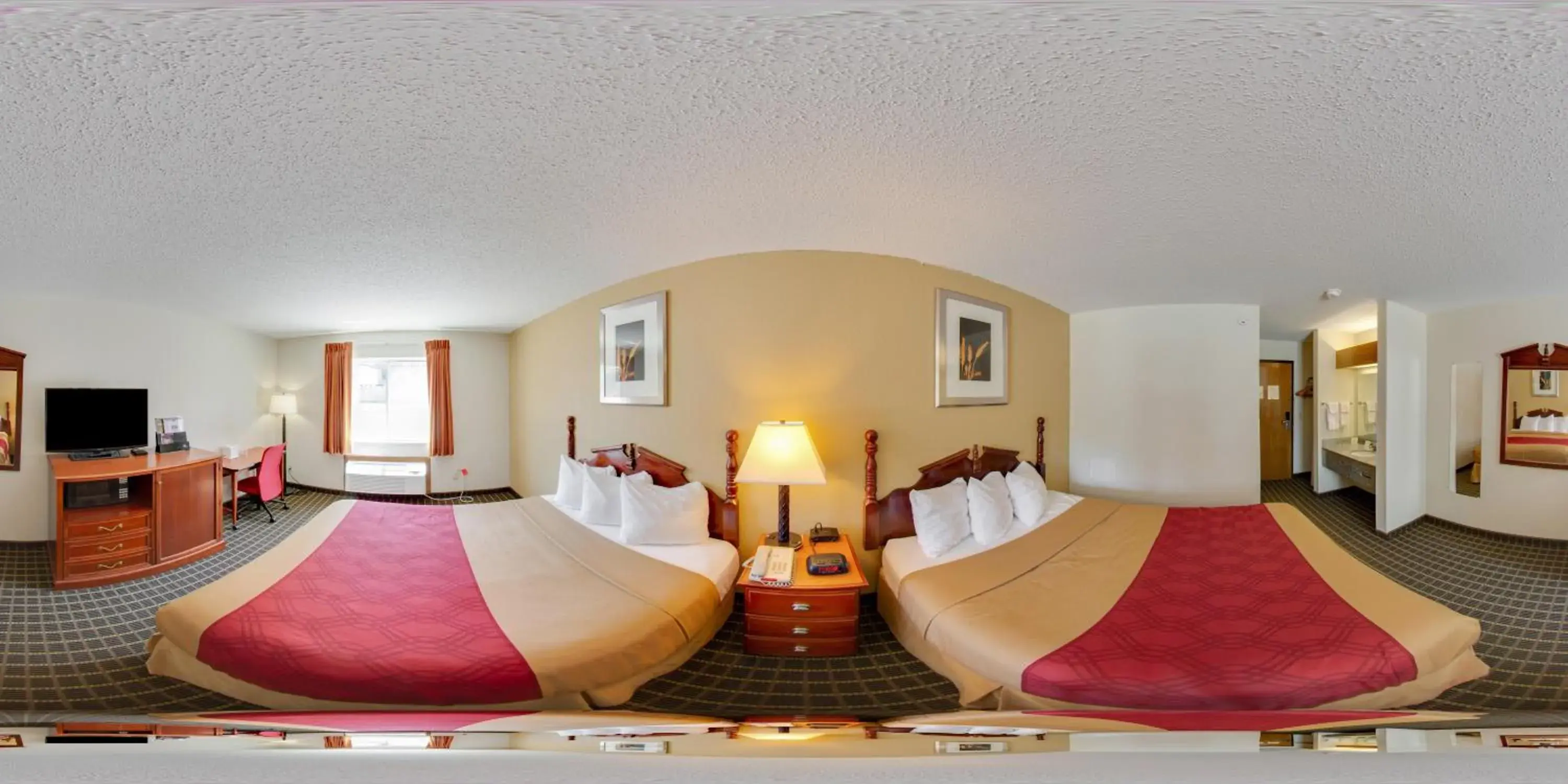 Queen Room with Two Queen Beds - Accessible/Non-Smoking in Rodeway Inn Cedar Rapids Westdale Queen Room with Two Queen Beds - Accessible/Non-Smoking in Rodeway Inn Cedar Rapids Westdale