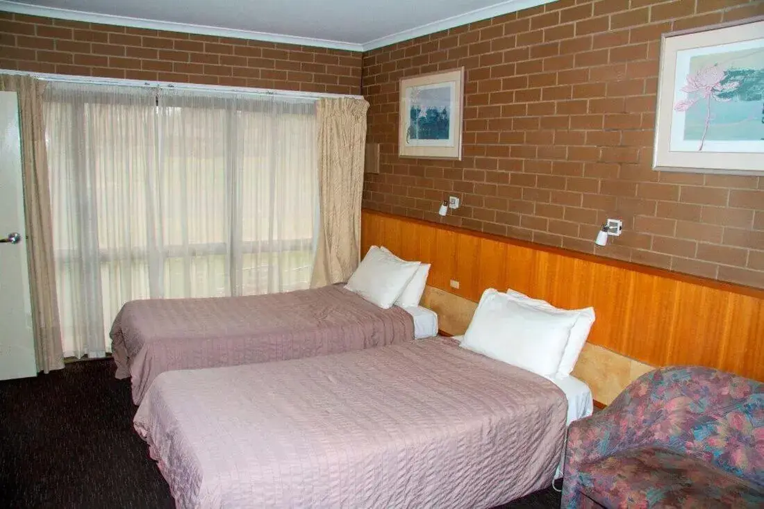 Twin Room Pet Friendly in Mildura Motor Inn Twin Room Pet Friendly in Mildura Motor Inn