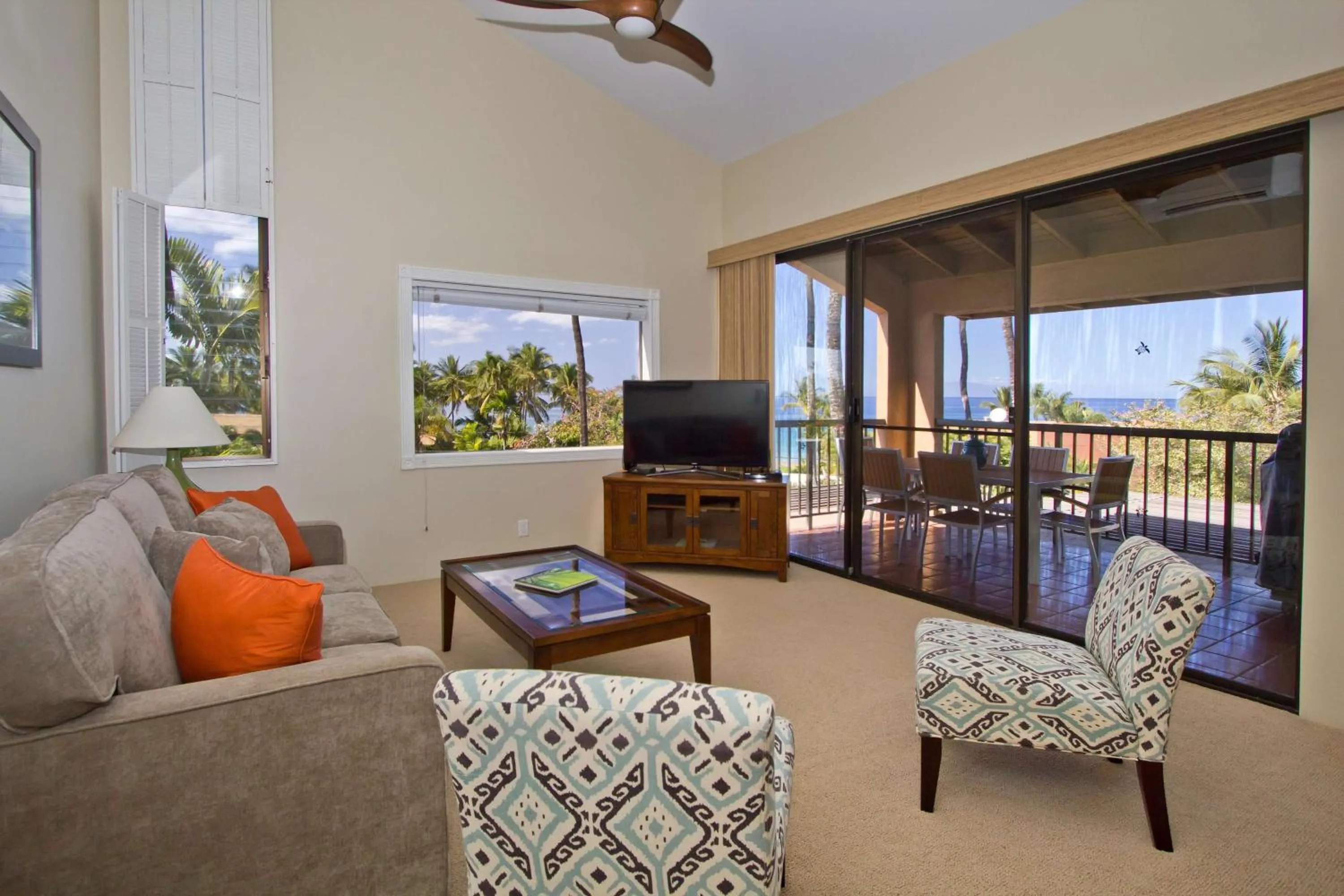 Photo of the whole room in Wailea Ekahi Village - CoralTree Residence Collection