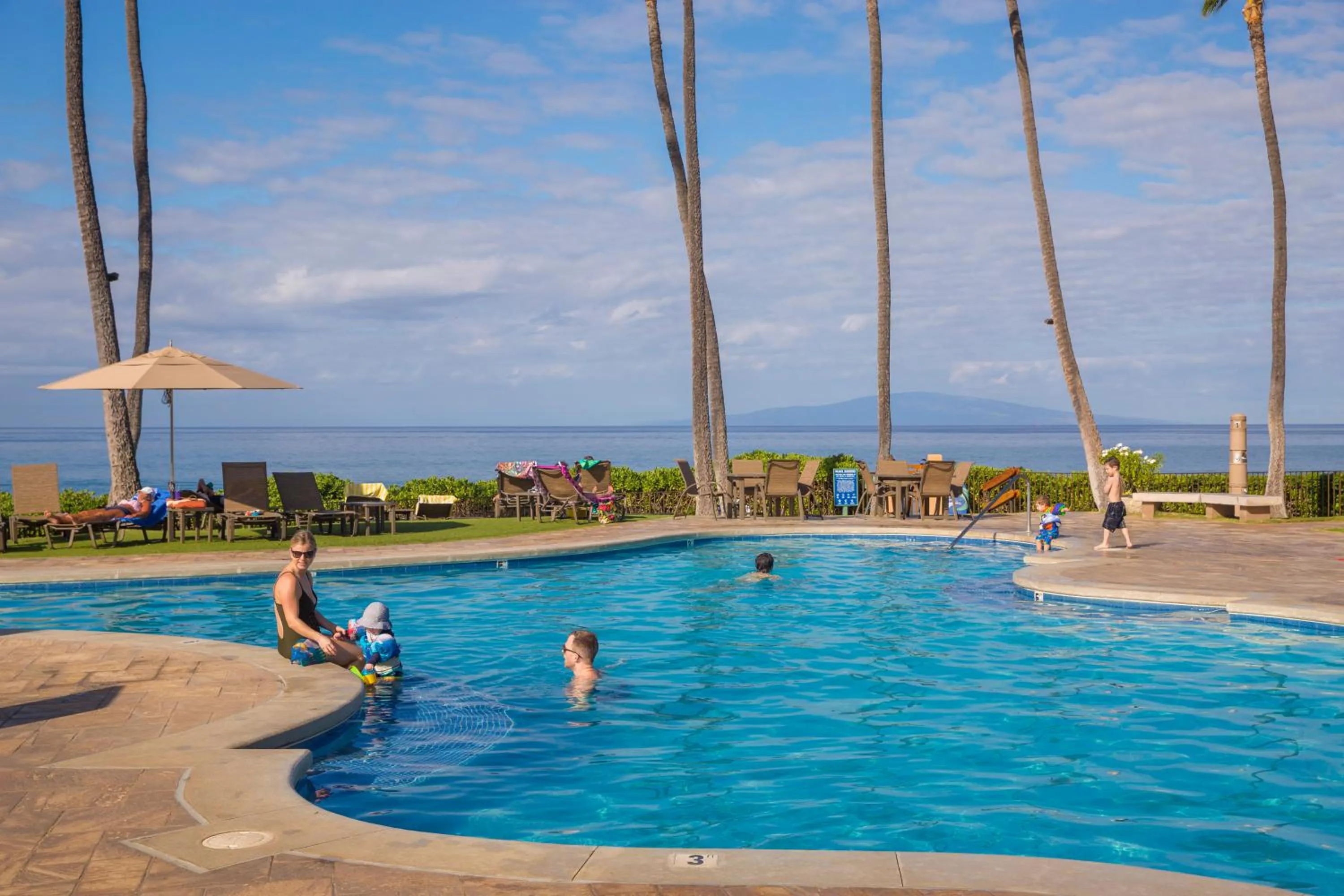 Swimming pool in Wailea Ekahi Village - CoralTree Residence Collection