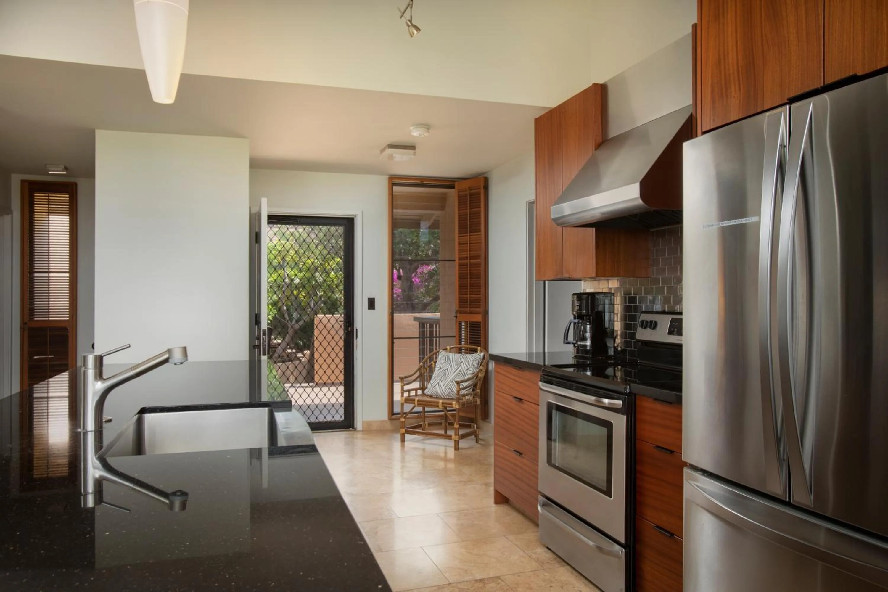 Kitchen or kitchenette in Wailea Ekahi Village - CoralTree Residence Collection