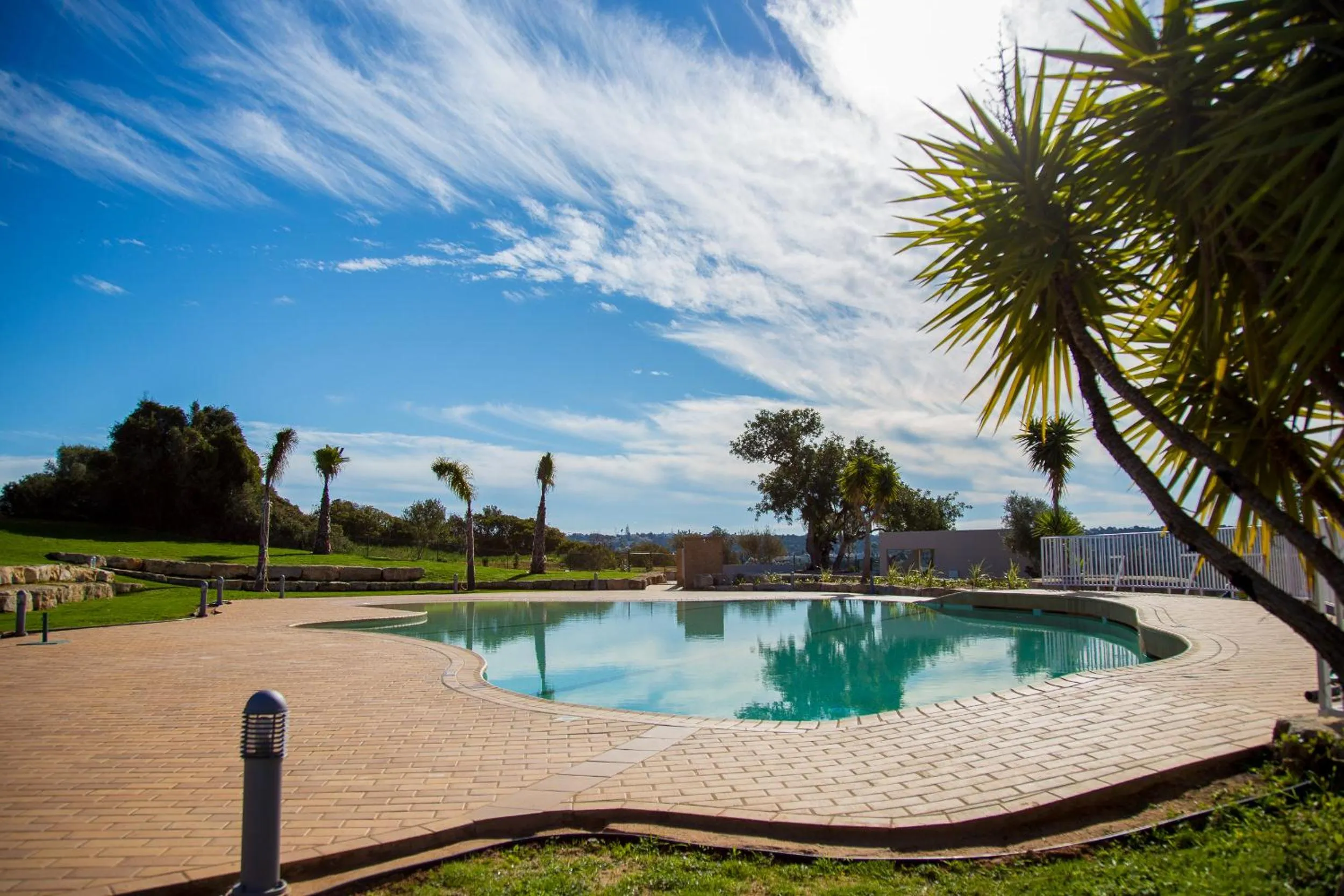 Swimming pool in Pestana Gramacho Residences