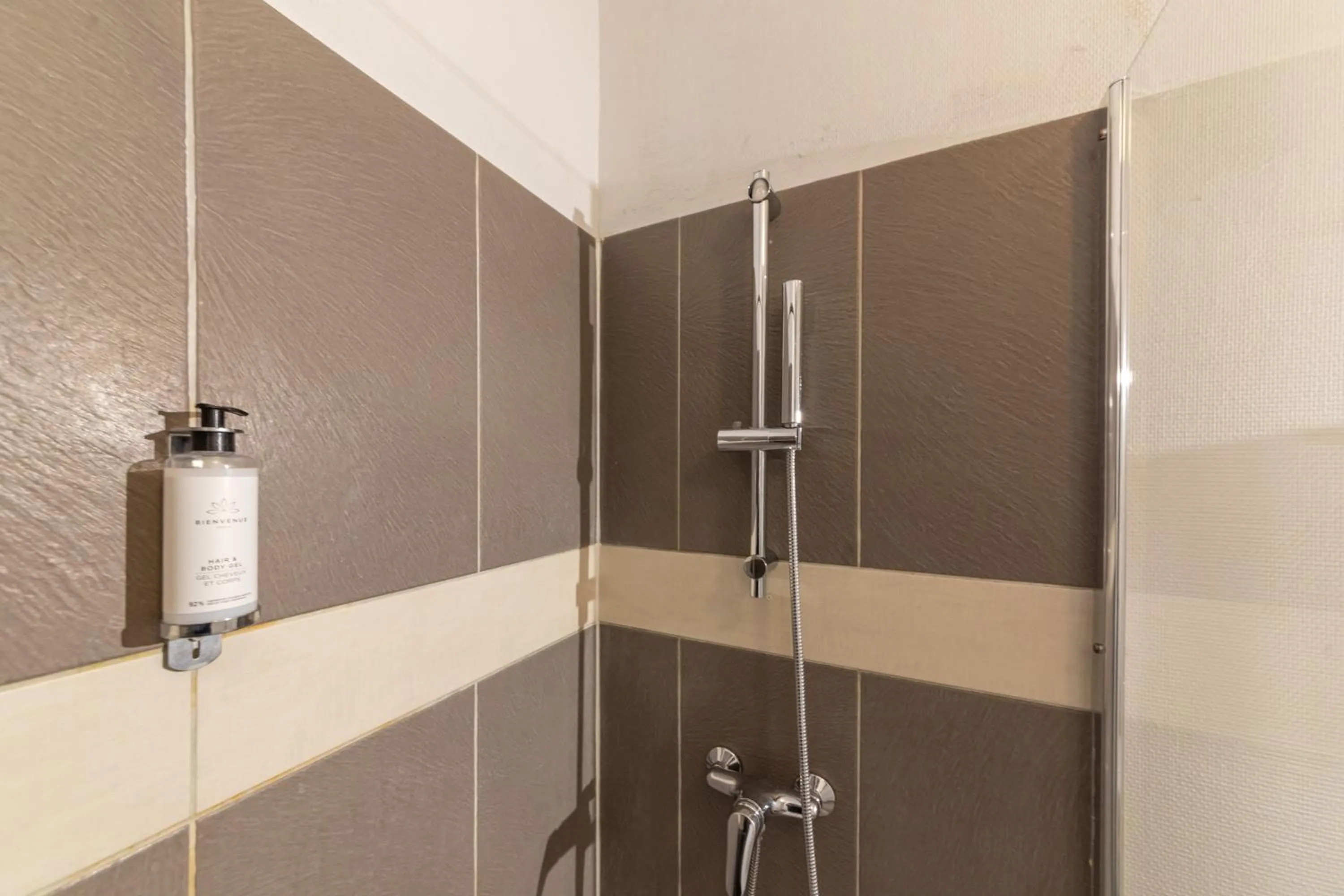 Bathroom in WS Hôtel de Ville - Musée Pompidou