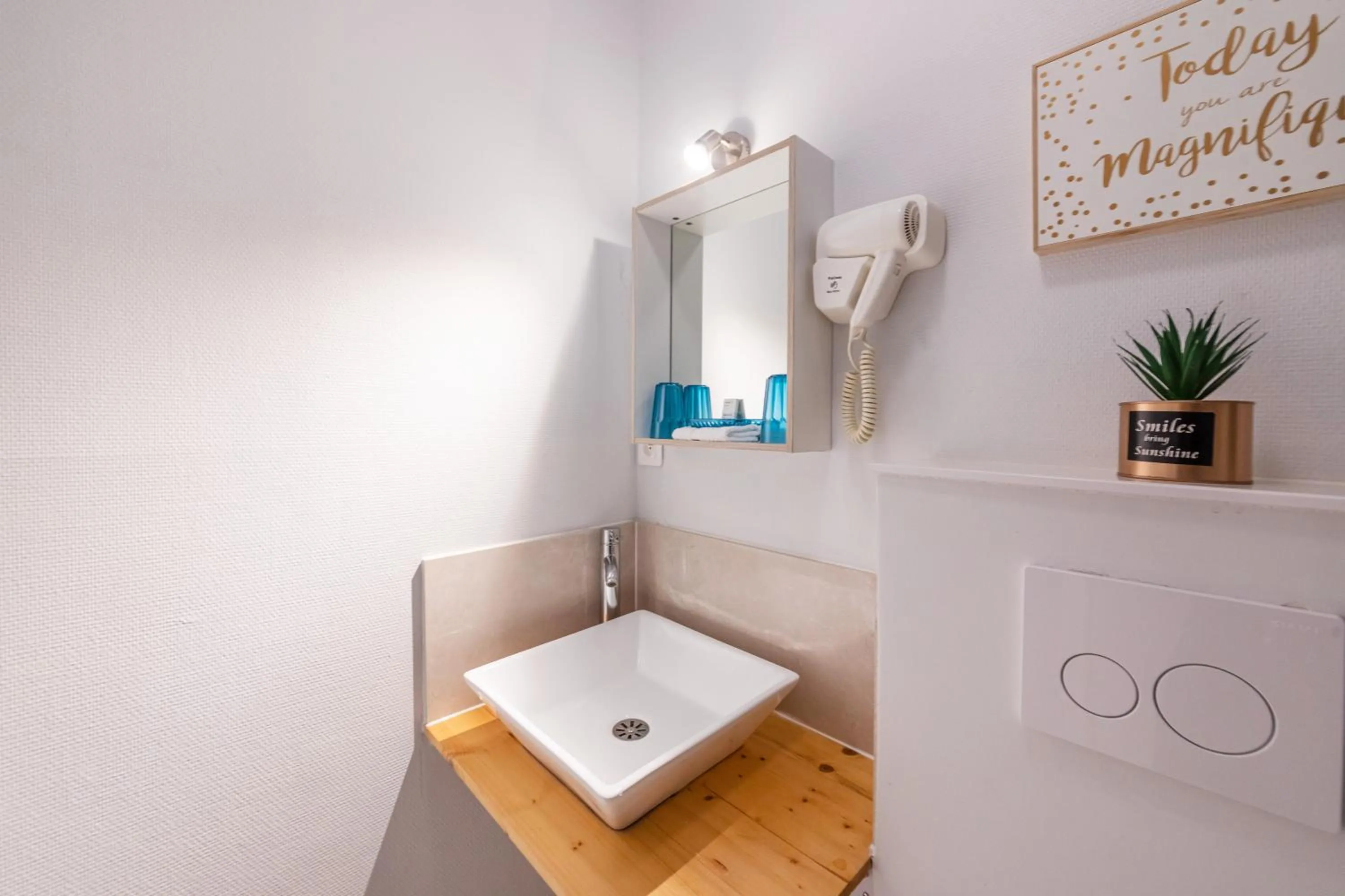Bathroom in WS Hôtel de Ville - Musée Pompidou