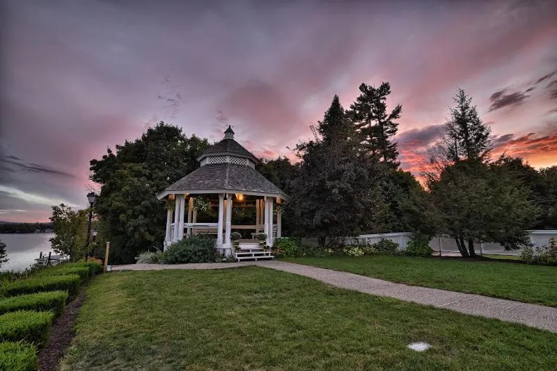 Garden in Wolfeboro Inn