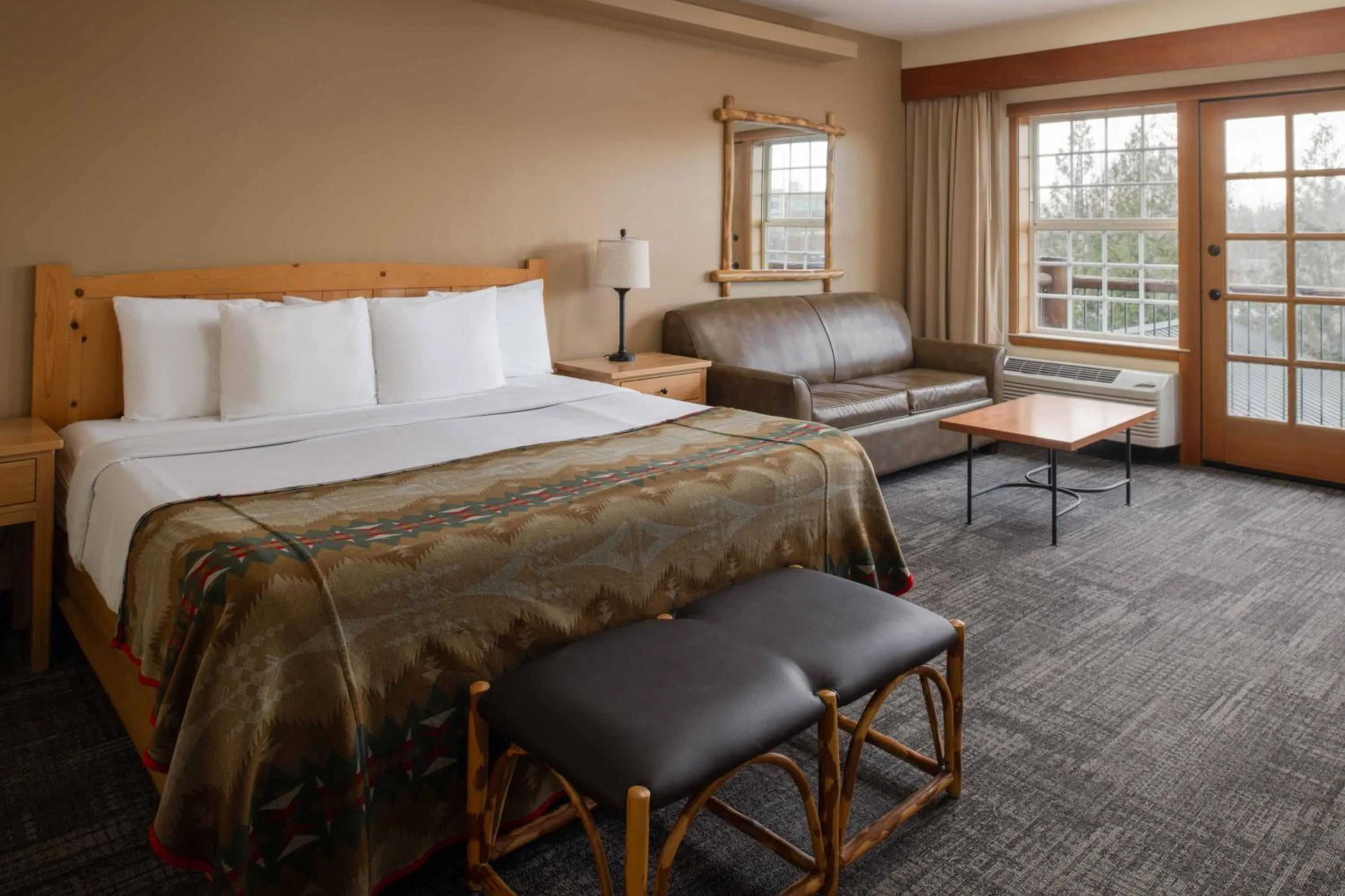 Bed in Heathman Lodge