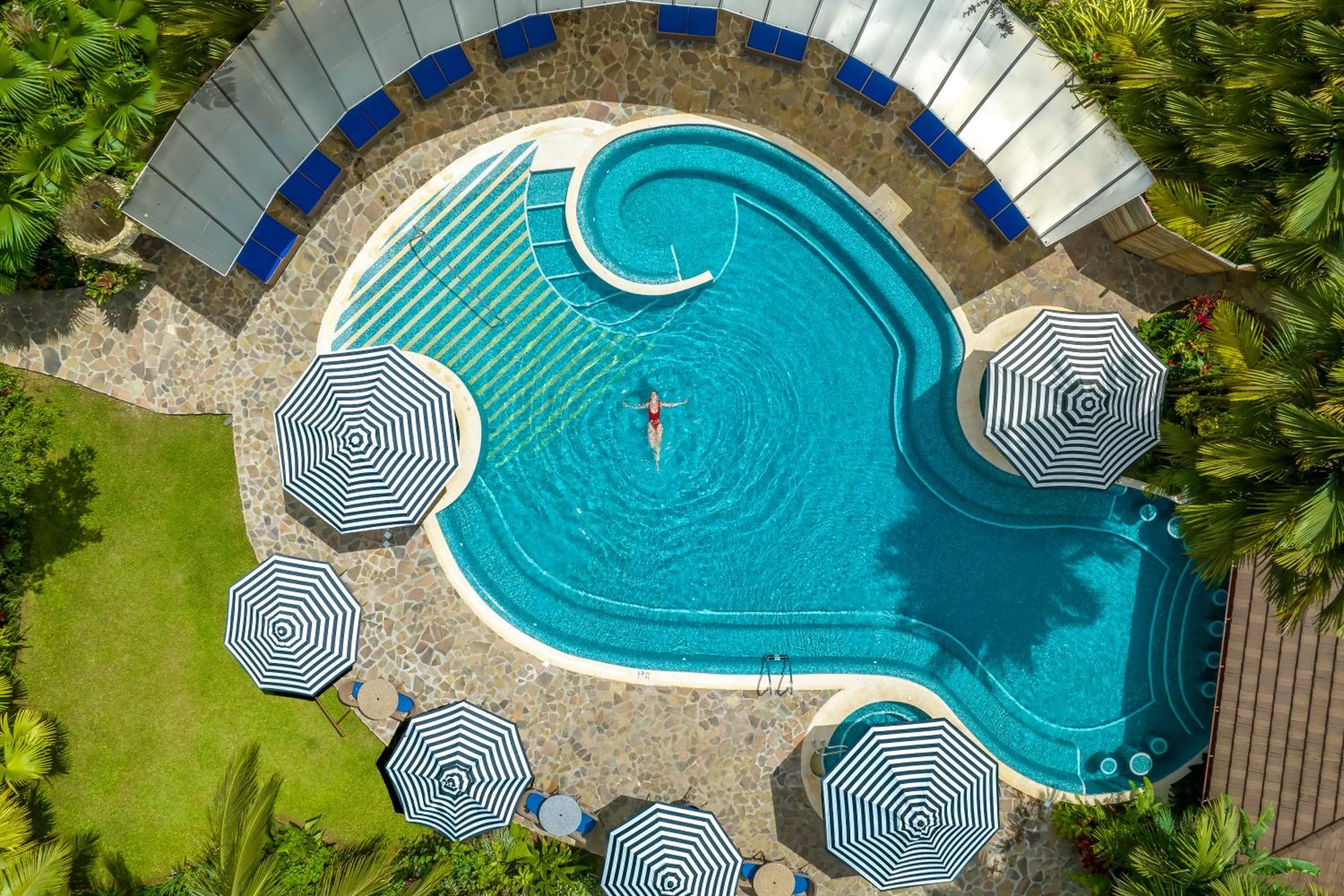 Day in Hideaway Rio Celeste Hotel