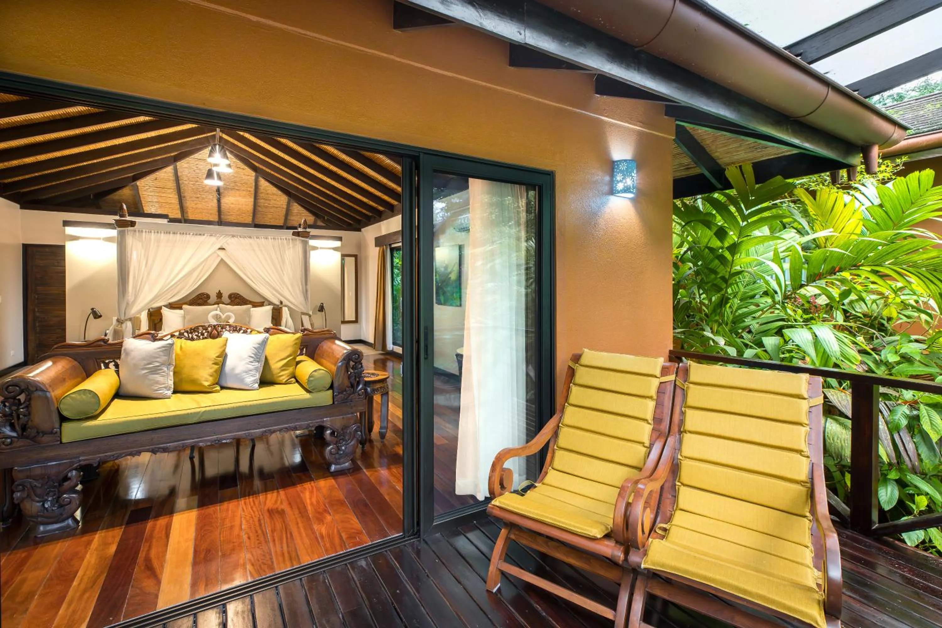 Balcony/Terrace in Hideaway Rio Celeste Hotel