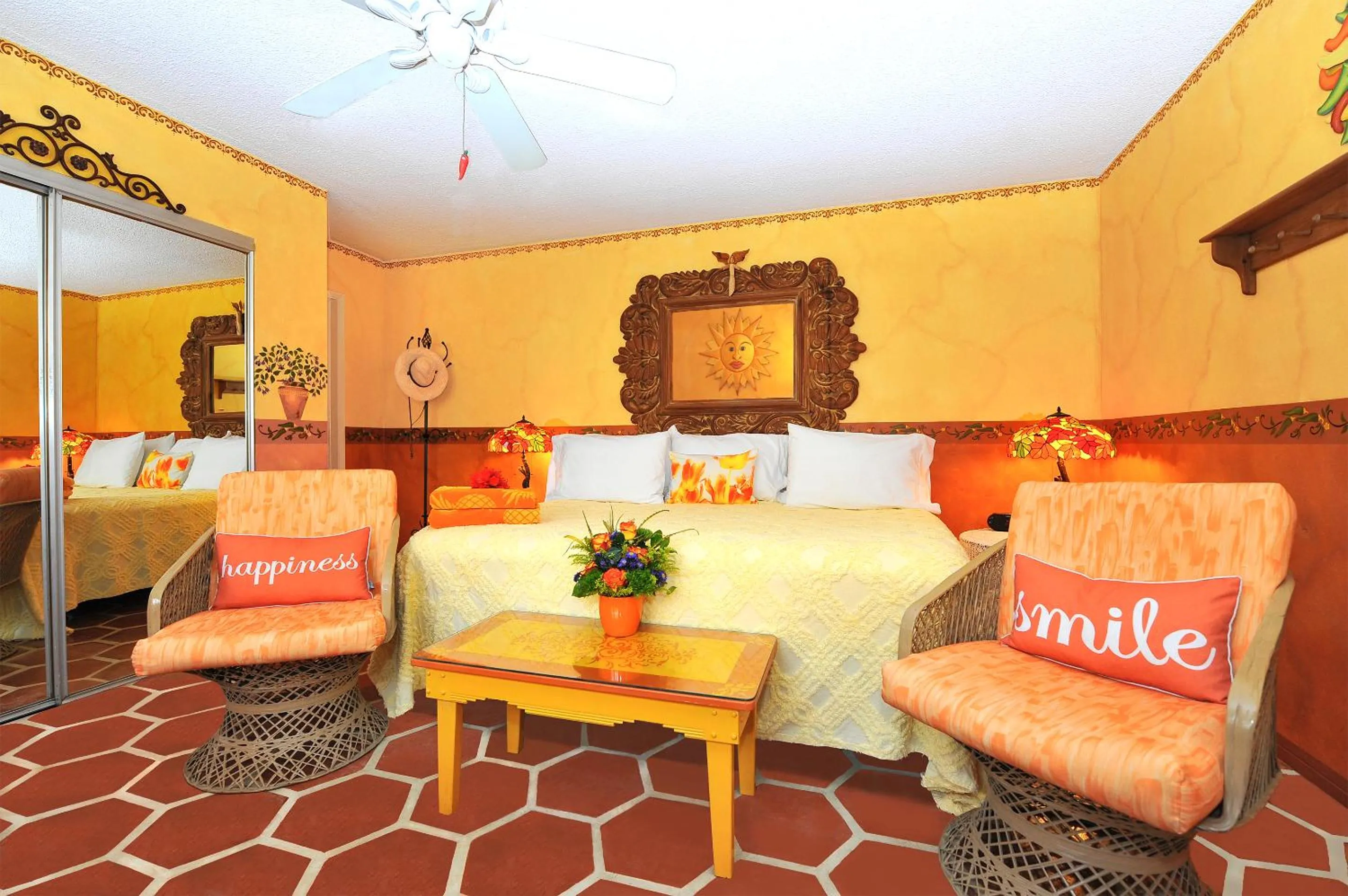 Photo of the whole room in Blue Seas Courtyard